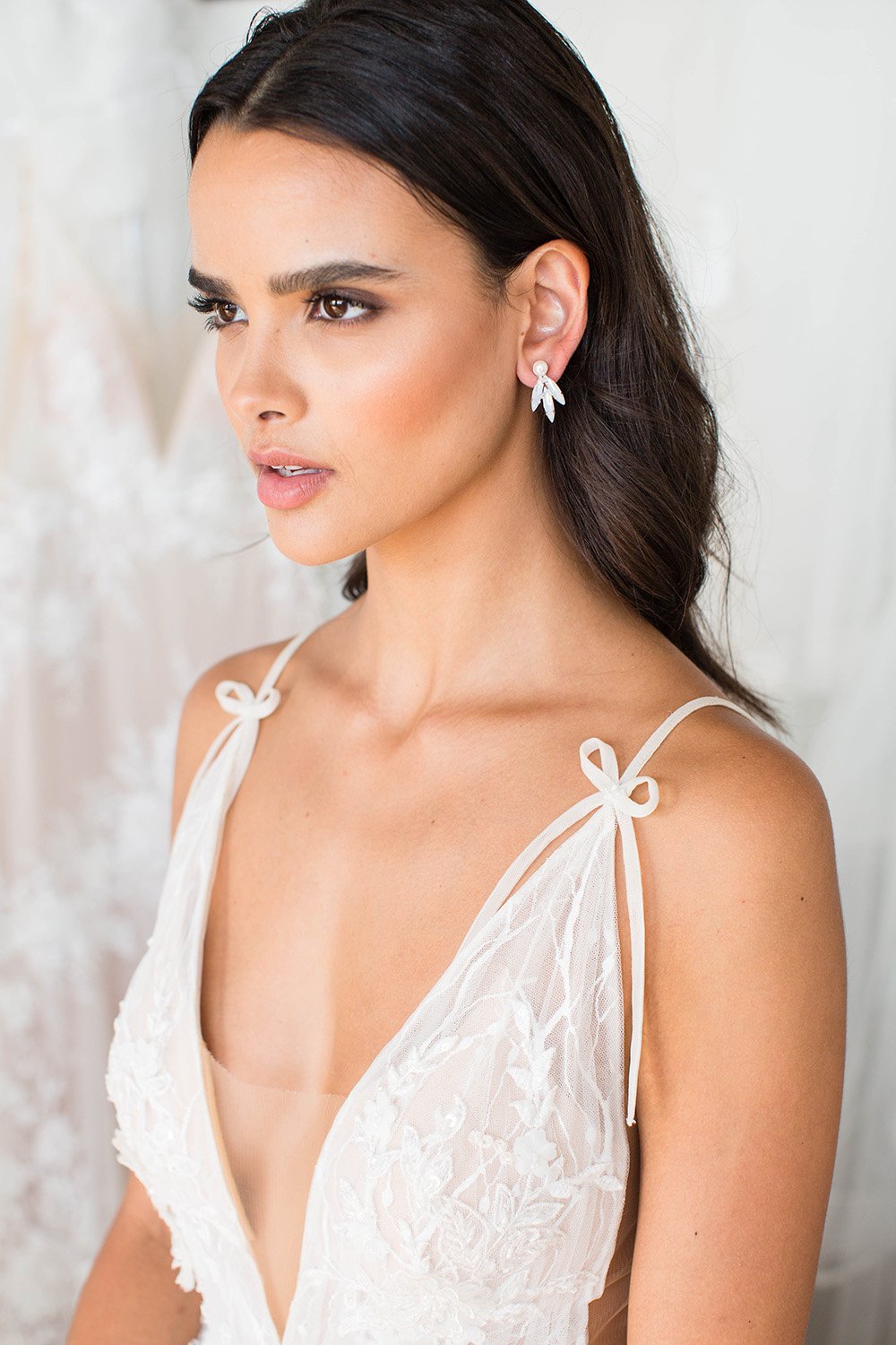 PANDORA Opal & Crystal Jewelry Collection | Elegant Necklaces, Bracelets & Rings for Women | Perfect for Gifts, Parties & Special Occasions
