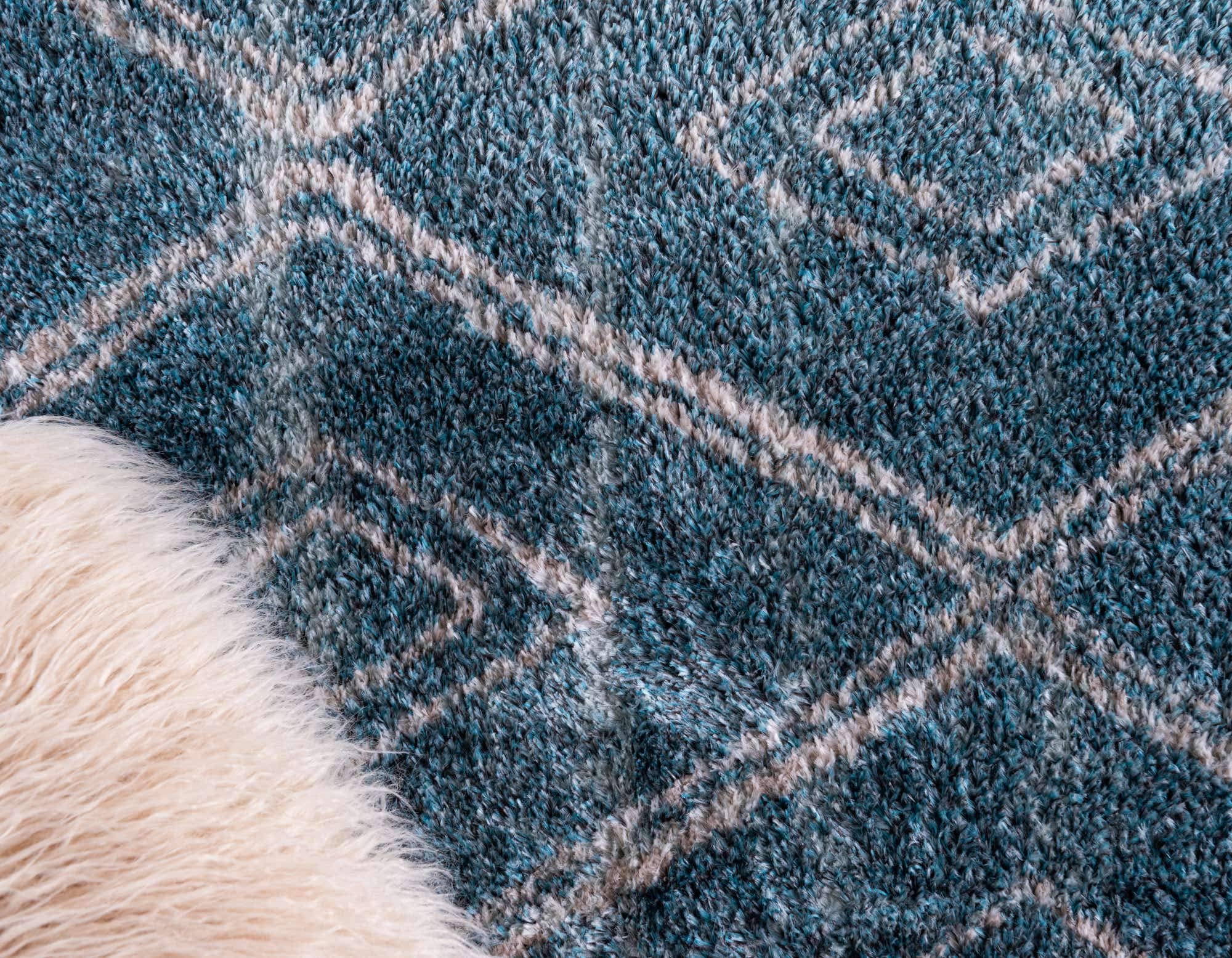 Unique Loom Titan Collection Modern Geometric Soft Shaggy Pile Dark Blue Area Rug 2'4
