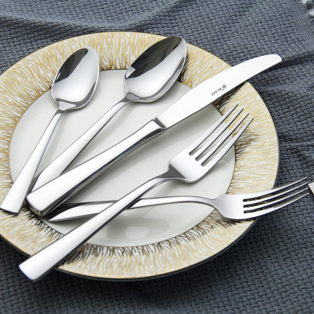 30-Piece Stainless Steel Cutlery Set for 6 - Forks, Spoons & Knives - Durable Silverware Set for Dining, Kitchen & Entertaining
