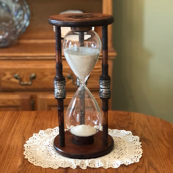 60 Minute Large Bobbin Hourglass Timer - Perfect for Cooking, Baking, Classroom & Board Games - Durable Sand Clock for Time Management