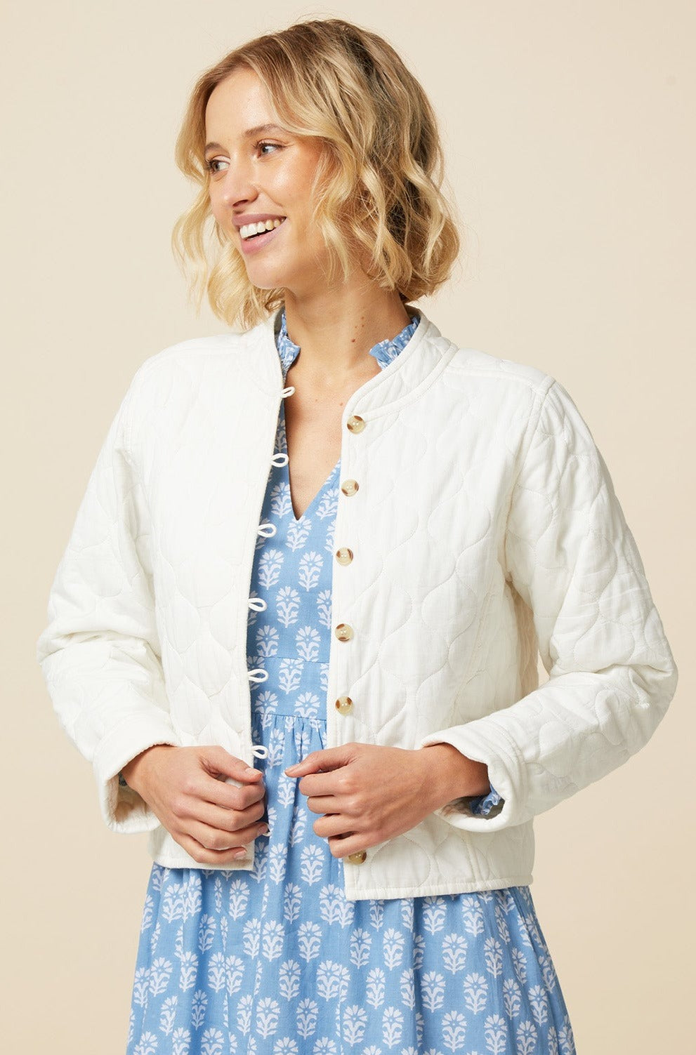 Polly Quilted Jacket for Women - Lightweight Cream Puffer Coat with Stylish Diamond Stitch Design | Perfect for Fall, Winter & Outdoor Activities