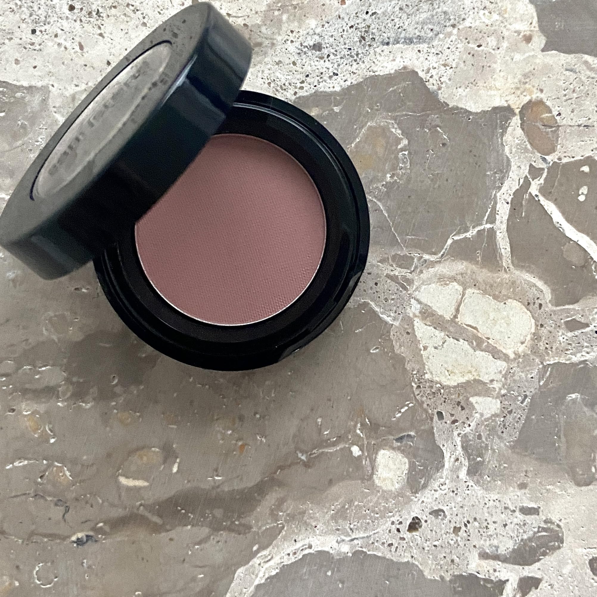 Hypoallergenic Vegan Eyeshadow for Sensitive Eyes - Long Lasting, Fragrance-Free & Allergy Certified Makeup (414 Light Rose) - Perfect for Daily Wear & Special Occasions