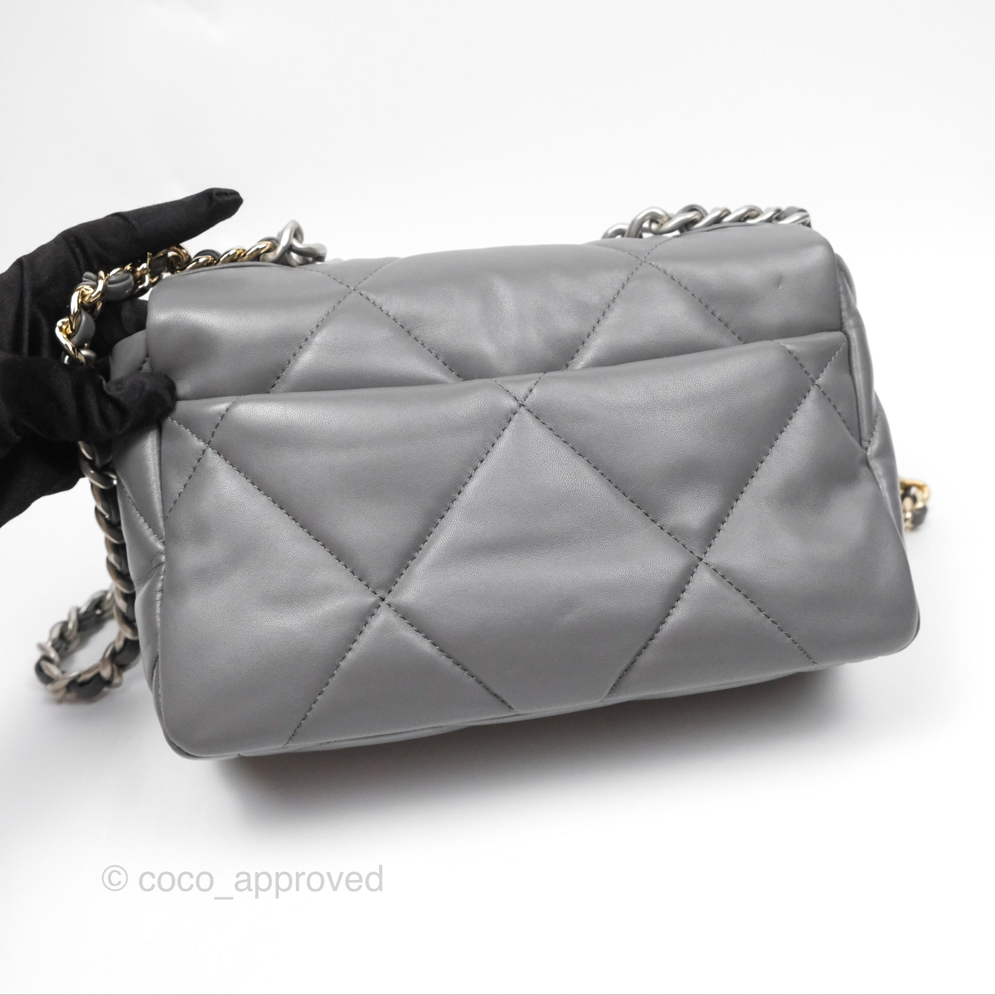 Chanel 19 Small Handbag in Dark Grey with Mixed Hardware - Luxury Crossbody Bag for Women, Perfect for Date Night & Evening Events