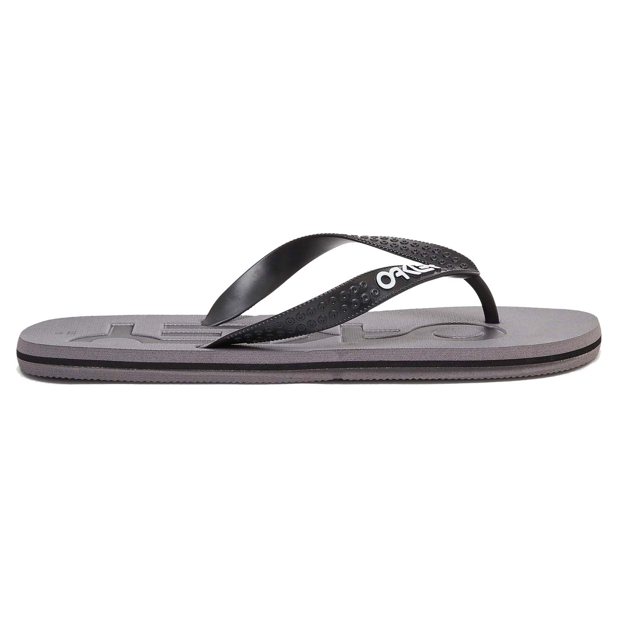 Best College Men's Flip Flops - Comfortable & Durable Sandals for Casual Wear, Beach, Pool & Campus Life