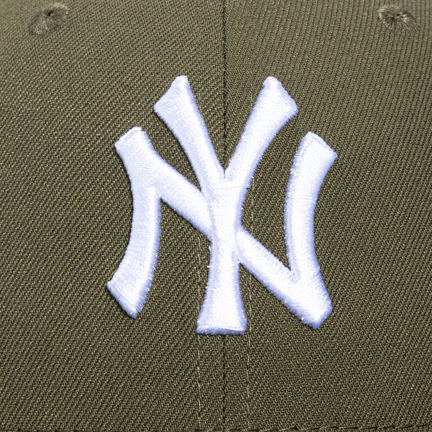 New Era 59Fifty New York Yankees 1996 World Series Patch Snapback Hat - Olive Green - Official MLB Licensed Baseball Cap for Men & Women - Perfect for Games, Collecting & Streetwear Fashion