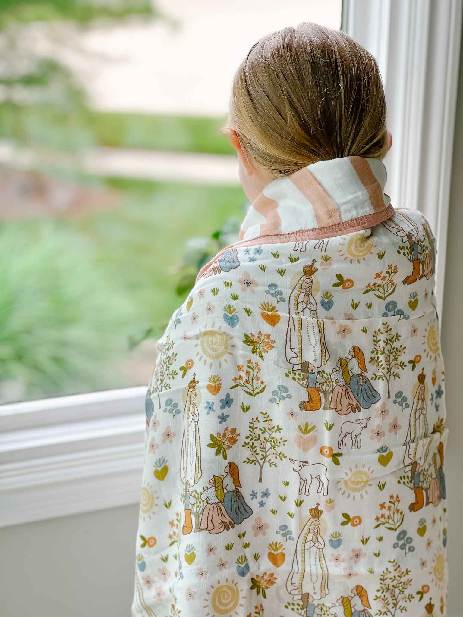 Our Lady of Fatima Quilt - Religious Catholic Blanket for Prayer & Devotion - Perfect for Home Chapel, Bedroom Decor & Spiritual Comfort