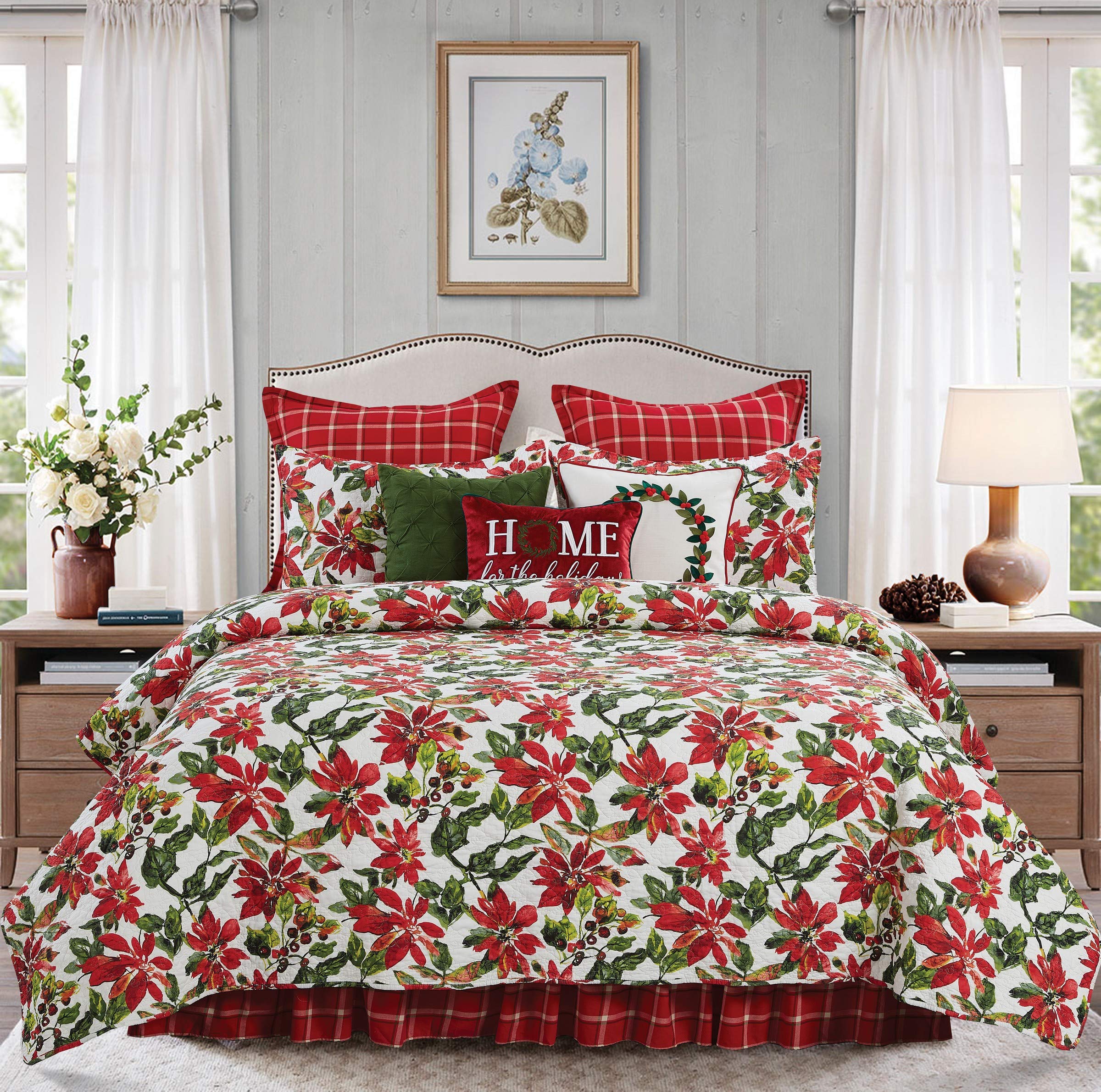 Reversible Poinsettia Berries Cotton Quilt Set - Full/Queen 3-Piece Christmas Bedding | Machine Washable & Durable | Perfect for Holiday Home Decor & Cozy Winter Nights