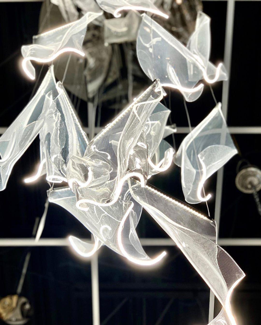 Modern Acrylic LED Chandelier - Energy Efficient Crystal Ceiling Light Fixture for Dining Room, Bedroom & Living Room Decor