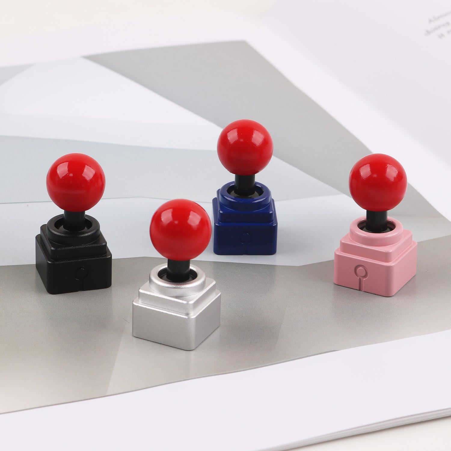 Custom Metal Good Luck Joystick Keycap - Short Version Retro Gaming Mechanical Keyboard Accessory for DIY Enthusiasts | Perfect Gift for Gamers & Keyboard Modders | Use for PC Gaming, Typing & Collectibles