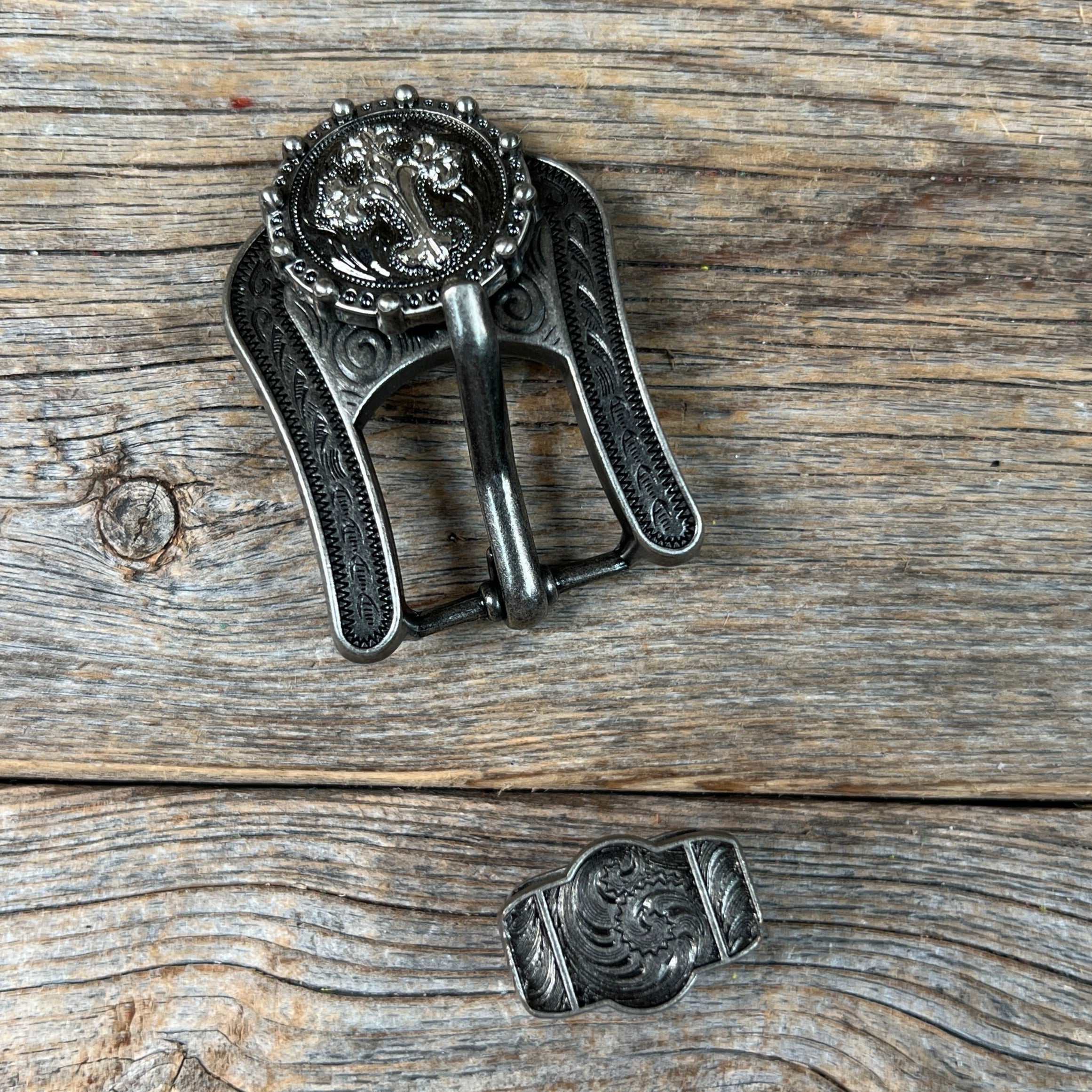 Antique Silver Cross Western Concho Belt Buckle W191 - Vintage Cowboy Style Accessory for Western Fashion & Biker Outfits