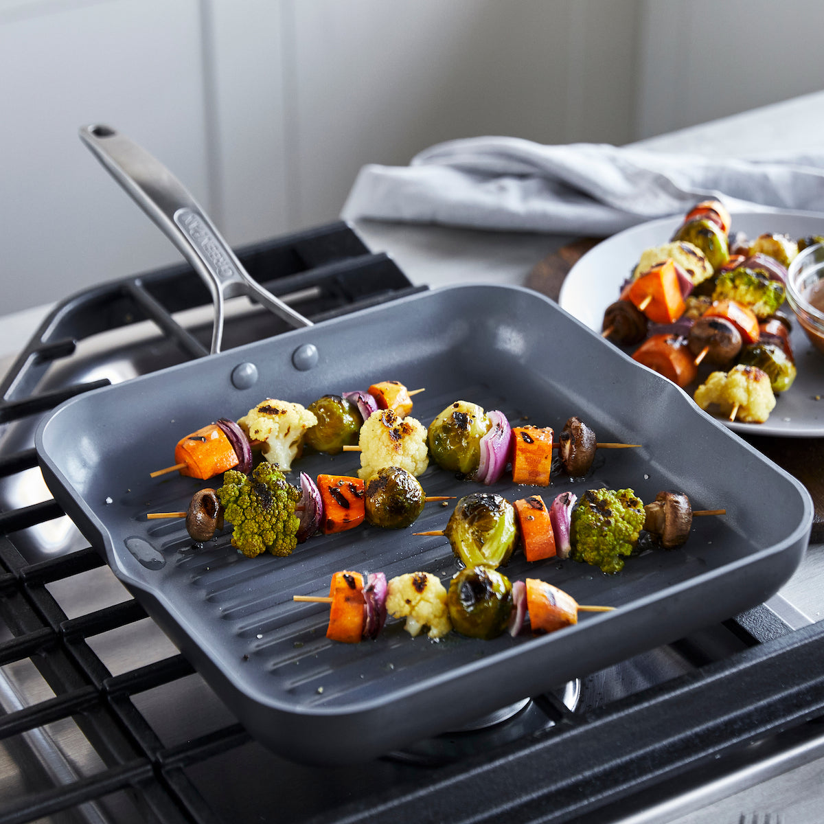 Paris Pro Ceramic Nonstick 11-Inch Square Grill Pan for Indoor/Outdoor Cooking - Perfect for Grilling Steaks, Burgers & Vegetables