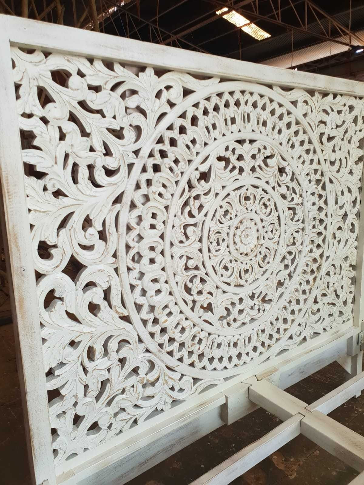 Handcrafted Dynasty Wooden Carved Bed with Ornate Headboard - Luxury Master Bedroom Furniture for Elegant Home Decor