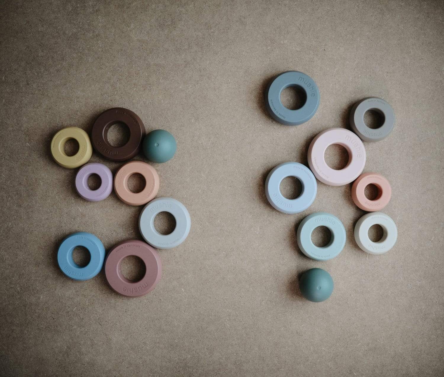 Mushie Stacking Rings Toy - Montessori Baby Learning Toys for 6-12 Months - Wooden Rainbow Stacker for Toddlers - Perfect for Sensory Play, Early Education & Nursery Decor