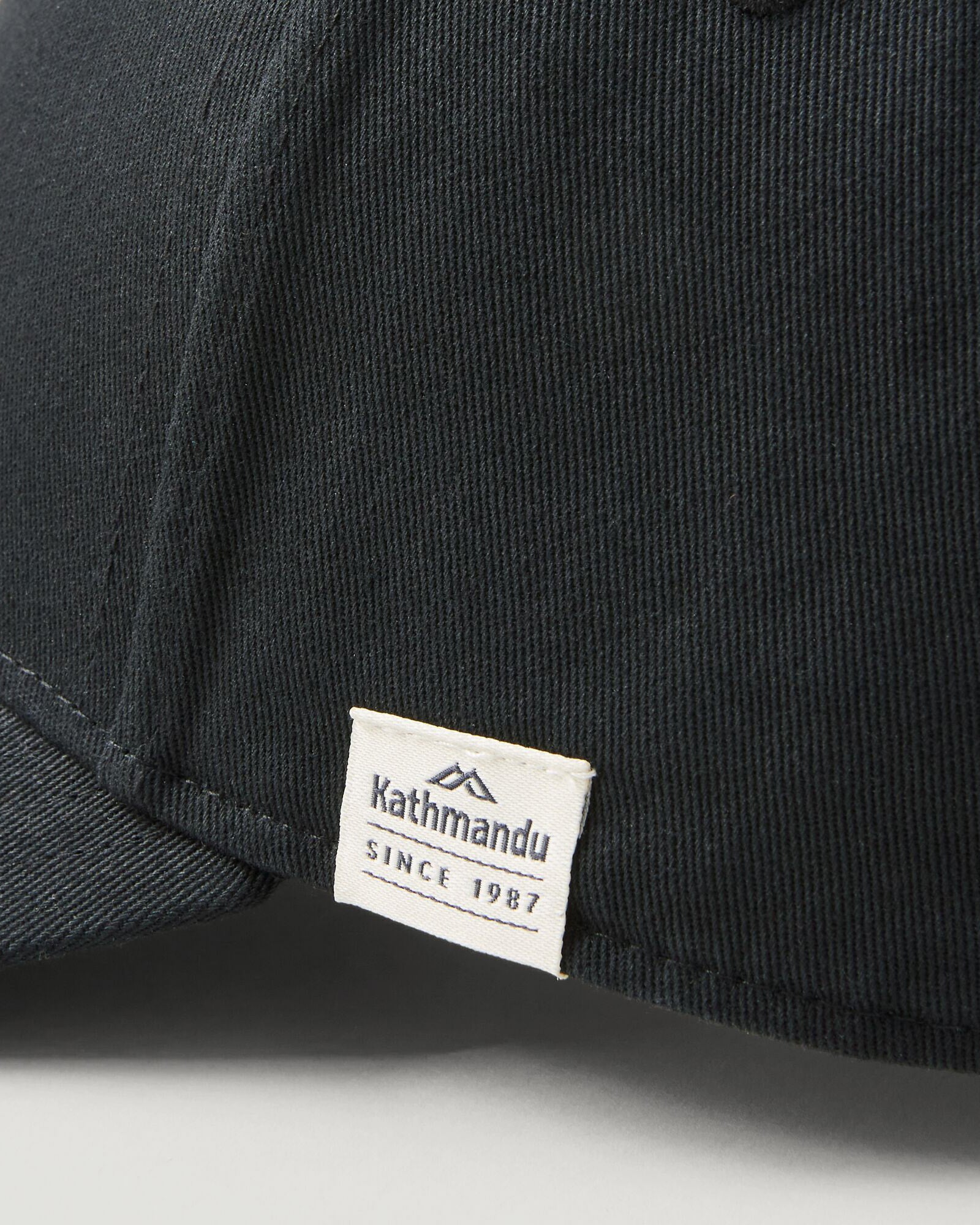 Medwin Low Cap Black - Stylish & Comfortable Baseball Hat for Men & Women - Perfect for Outdoor Sports, Casual Wear & Sun Protection