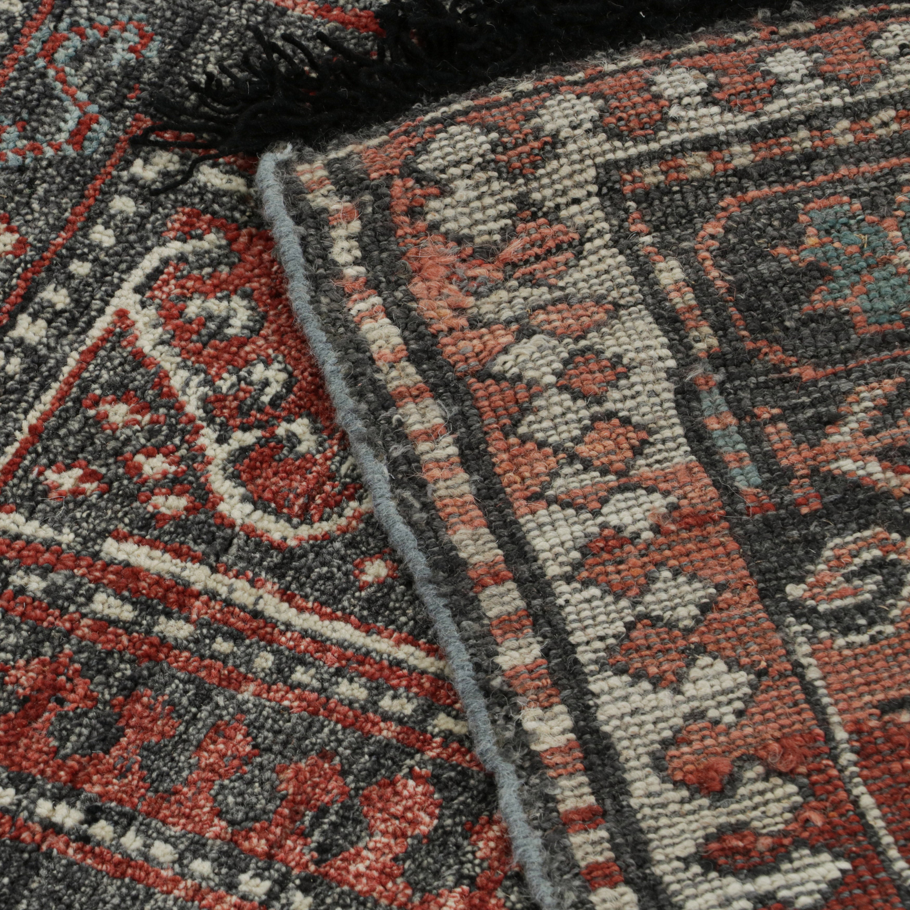 Handmade Brown Traditional Wool Rug 5'4