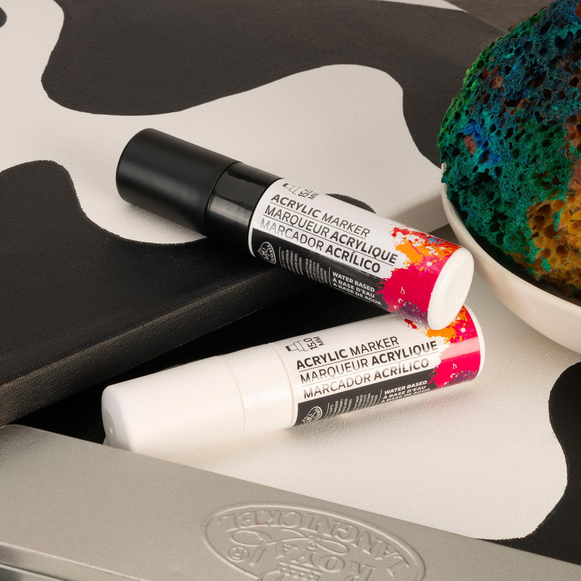 Premium Acrylic Marker Kit - Jumbo Tip Black & White Set of 2 - Ideal for Canvas Painting, DIY Crafts & Sign Making
