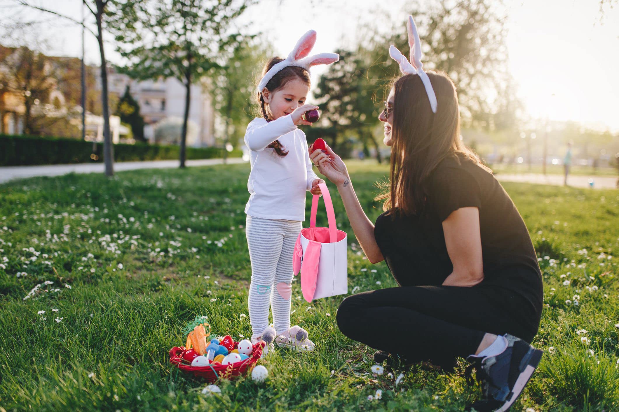 Easter Baskets for Kids - Boys and Girls Easter Egg Hunt Baskets, Cute Bunny Printed Canvas Gift Basket for Toddlers, Easter Party Decorations and Supplies (Pink & Blue) - Perfect for Easter Egg Hunts, Spring Celebrations, and Holiday Gift Giving