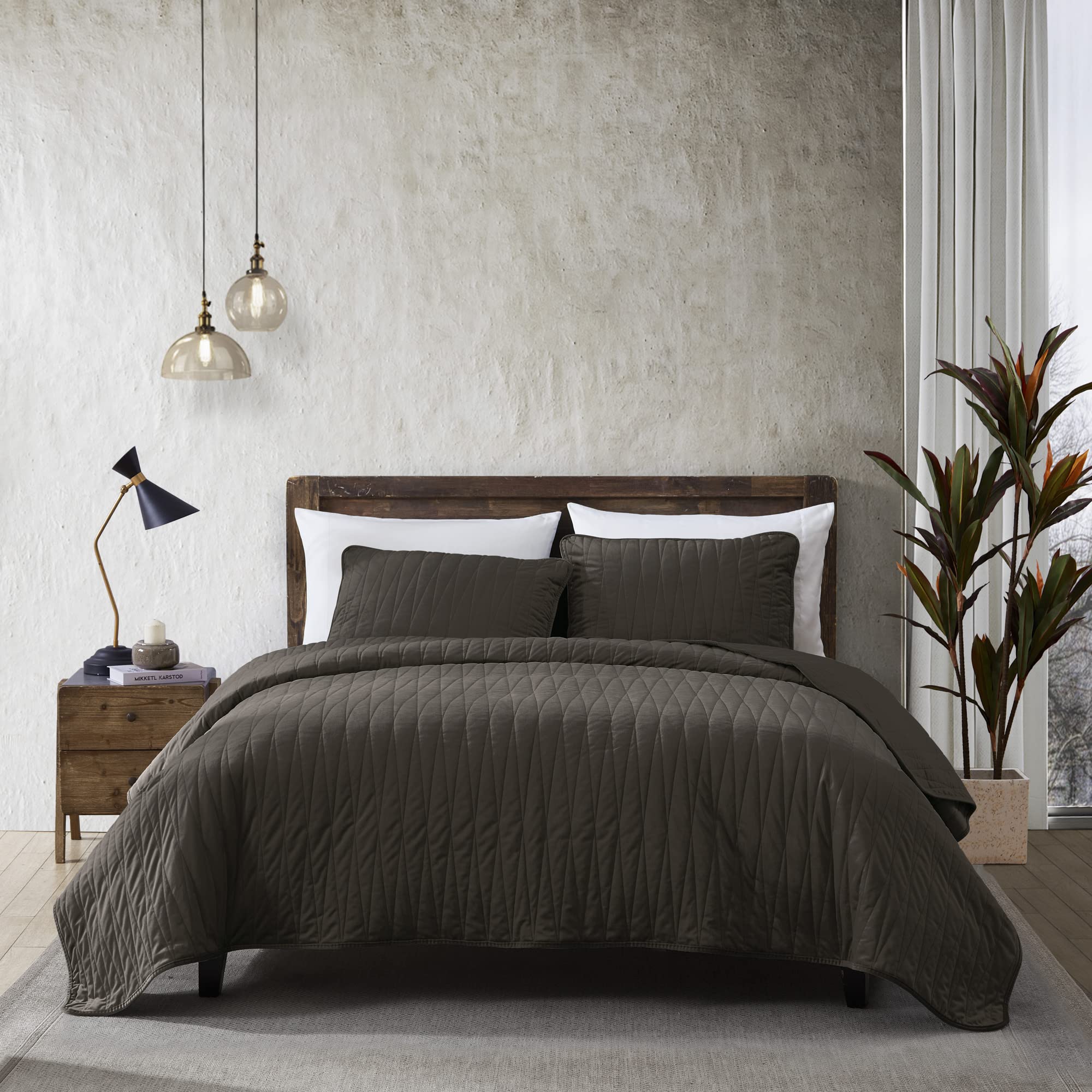 Brielle Premium Heavy Velvet Quilt Set with Cotton Backing - King Size Charcoal Gray Bedding for Luxurious Comfort & Warmth - Perfect for Master Bedrooms, Guest Rooms & Cozy Winter Nights