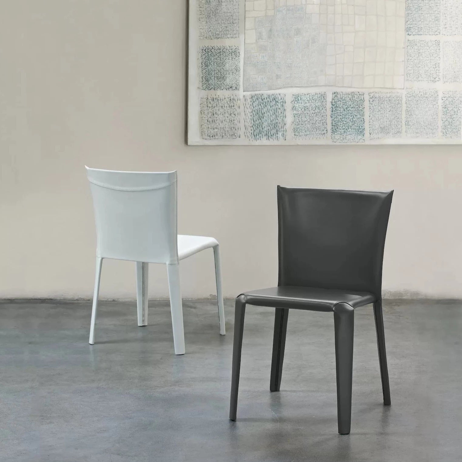 Bontempi Clark Chair - Modern Accent Chair for Living Room, Bedroom & Office - Stylish Upholstered Lounge Chair with Wooden Legs - Perfect for Home Decor & Relaxation