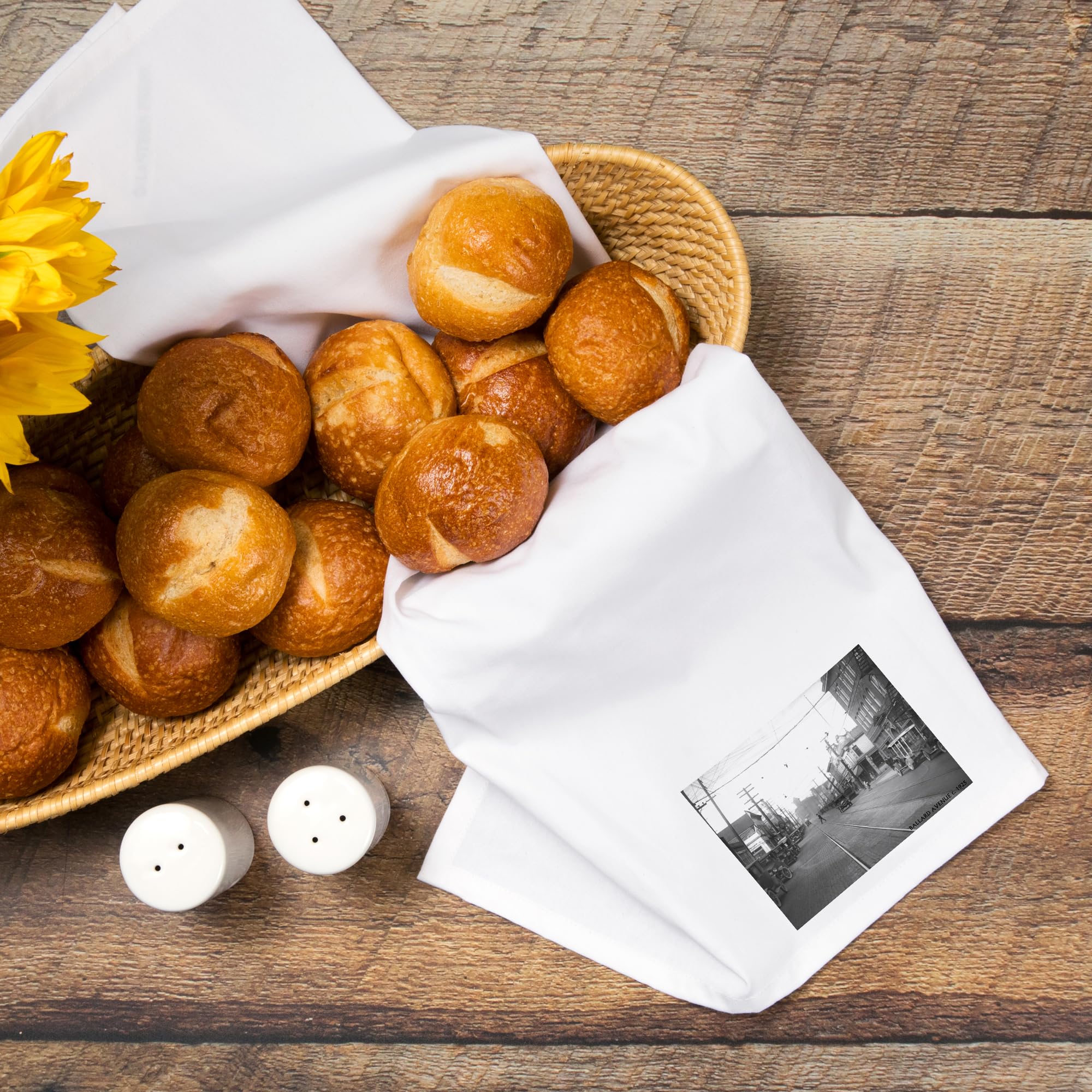 Lantern Press Ballard Avenue in Seattle, WA Photograph - 100% Cotton Tea Towel | Decorative Hand Towel for Kitchen & Home Decor | Perfect for Gifts, Housewarming & Farmhouse Style Kitchens