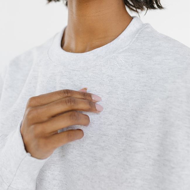 Gigi Pip Women's Cozy Sweatshirt | Soft Fleece Pullover for Casual Wear & Loungewear | Perfect for Fall & Winter Outfits