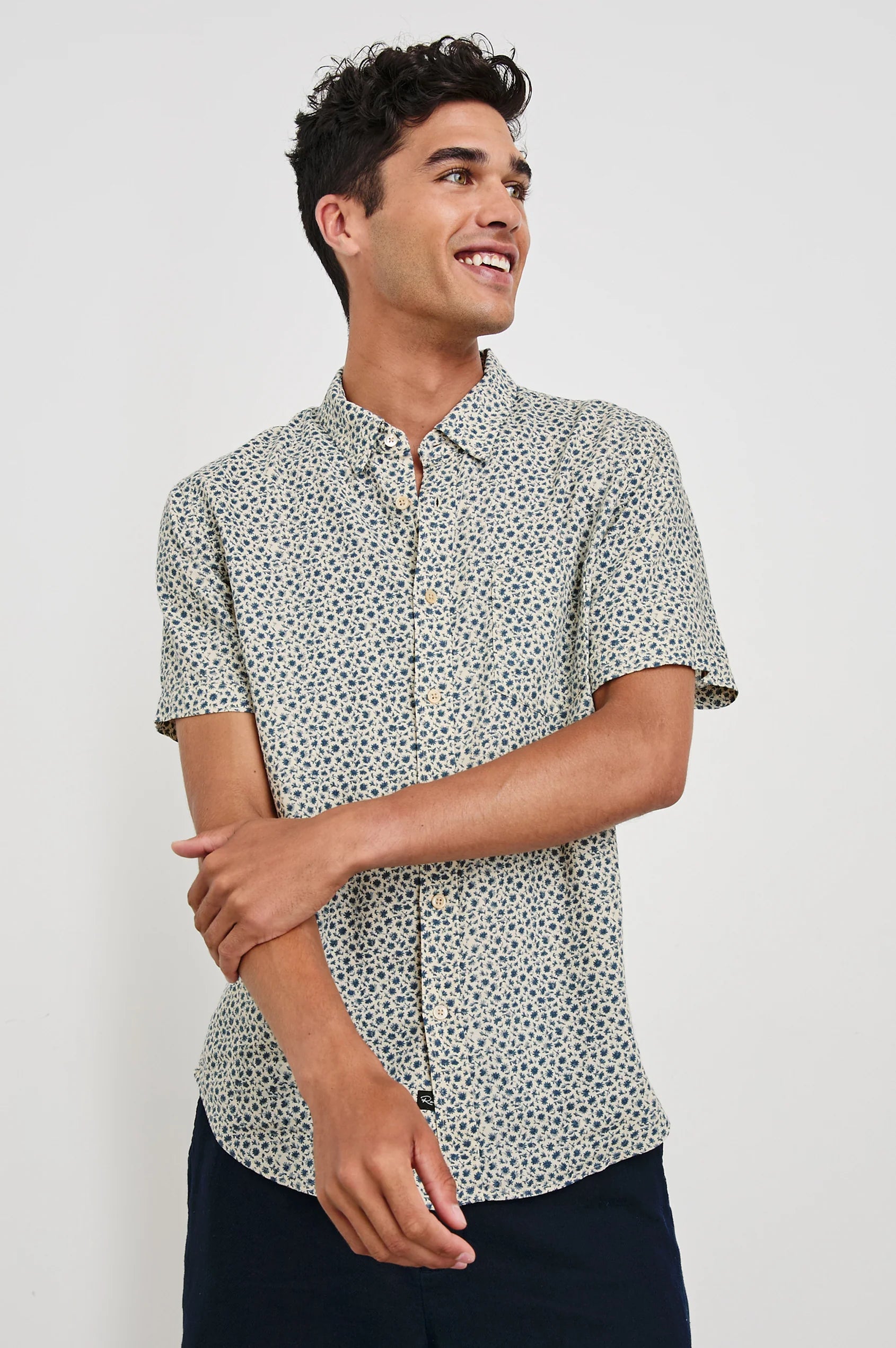 Stylish Carson Shirt in Autumn Daisy Ocean Print - Perfect for Casual Outings, Office Wear & Fall Fashion | Trendy Floral Button-Up Shirt for Men & Women
