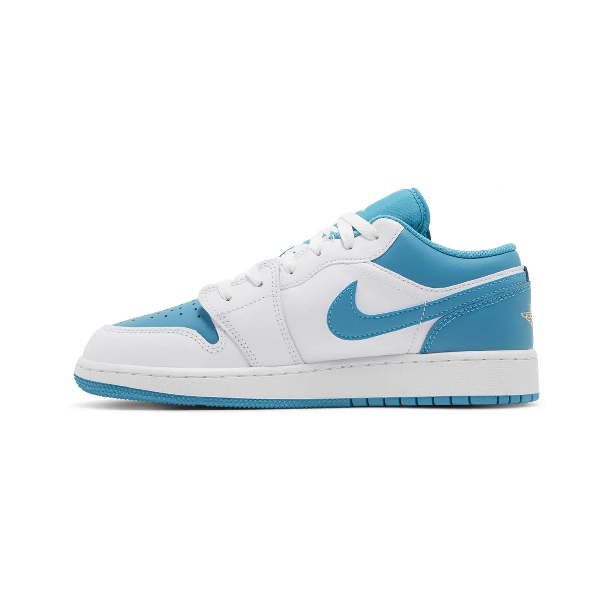 Air Jordan 1 Low 'Aquatone' GS Sneakers for Girls (2023) - Light Blue & White Basketball Shoes for Casual Wear & Street Style