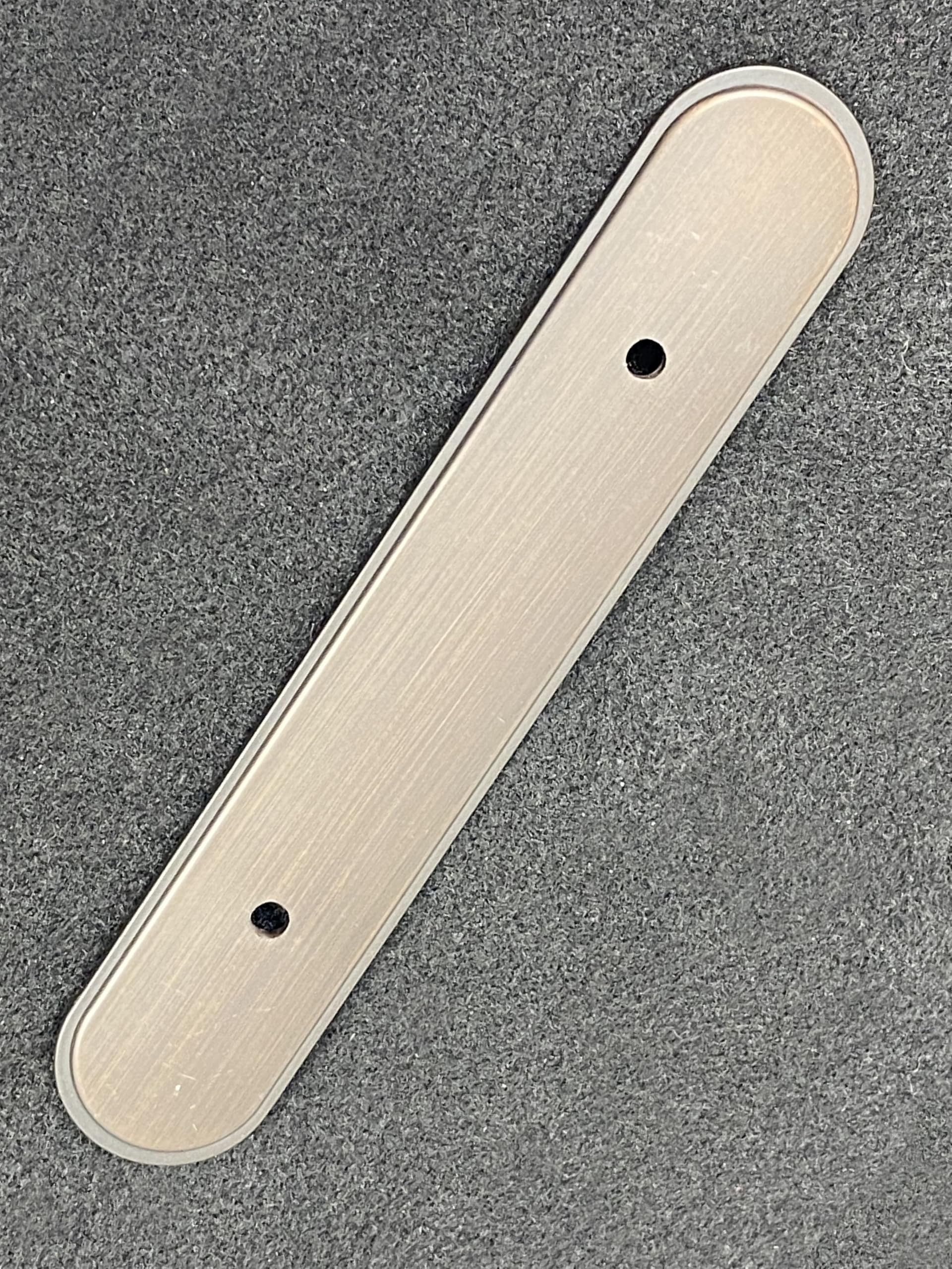 CKP Brand #300 3 Inch (76mm) Oval Backplate - Oil Rubbed Bronze Finish - 25 Pack - Perfect for Cabinet Hardware, Door Handles & Furniture Restoration Projects