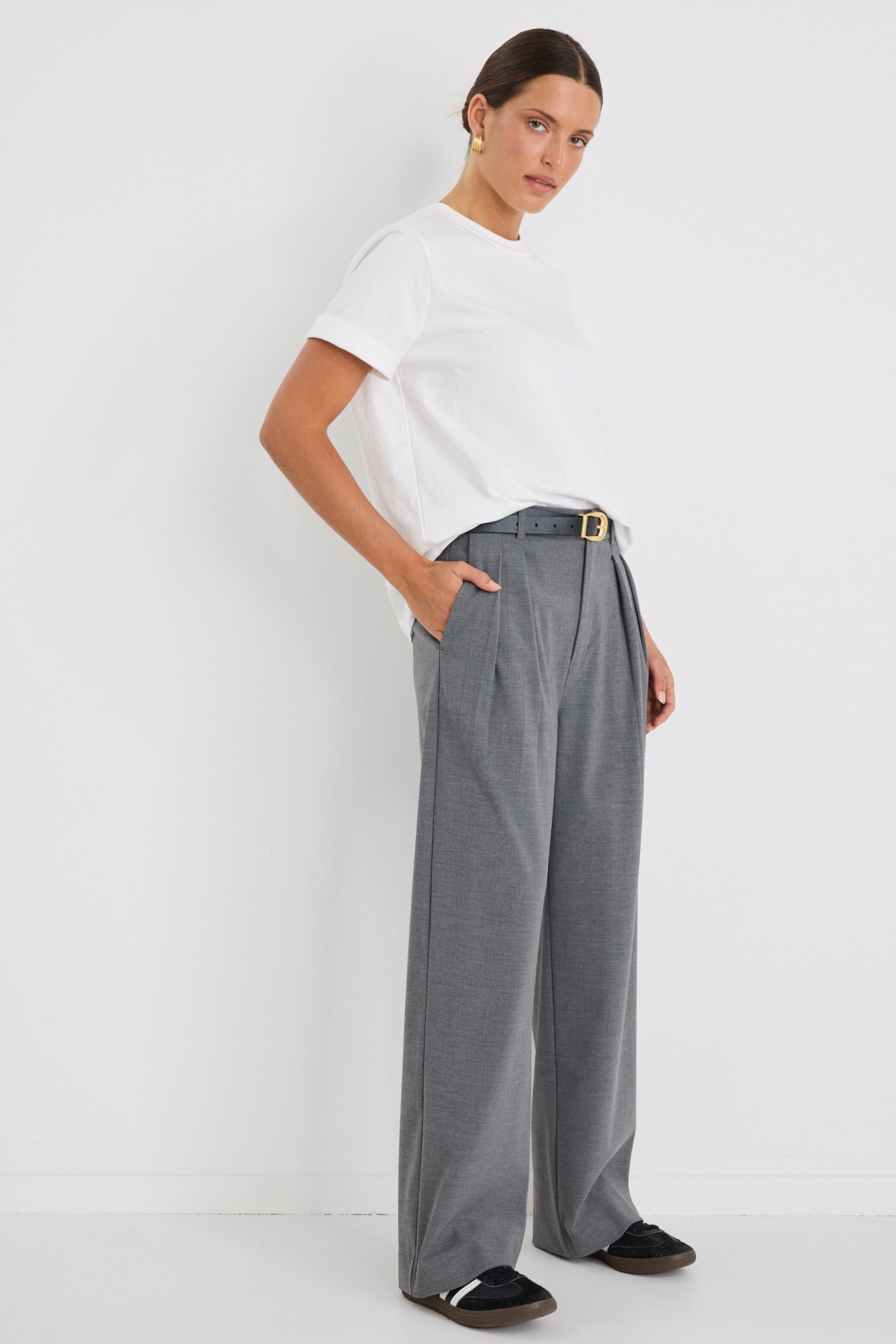 Elegant High-Waisted Charcoal Wide Leg Pants for Women - Comfortable & Stylish Office Wear or Casual Outfits