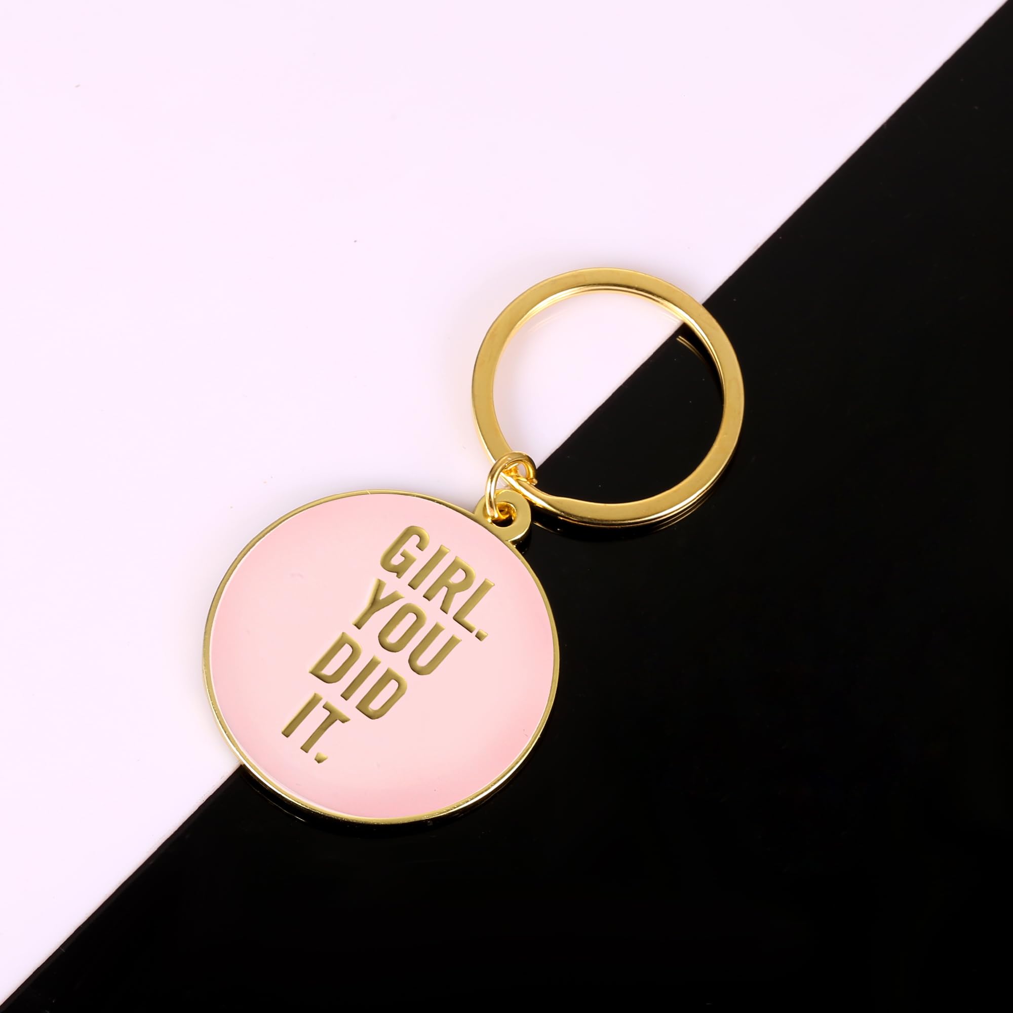 **2025 Graduation Gifts for Women - Masters Degree & College Graduate Keychain - Unique Class of 2025 Present Ideas - Perfect for Her Graduation Party, Commencement Ceremony & Daily Use**