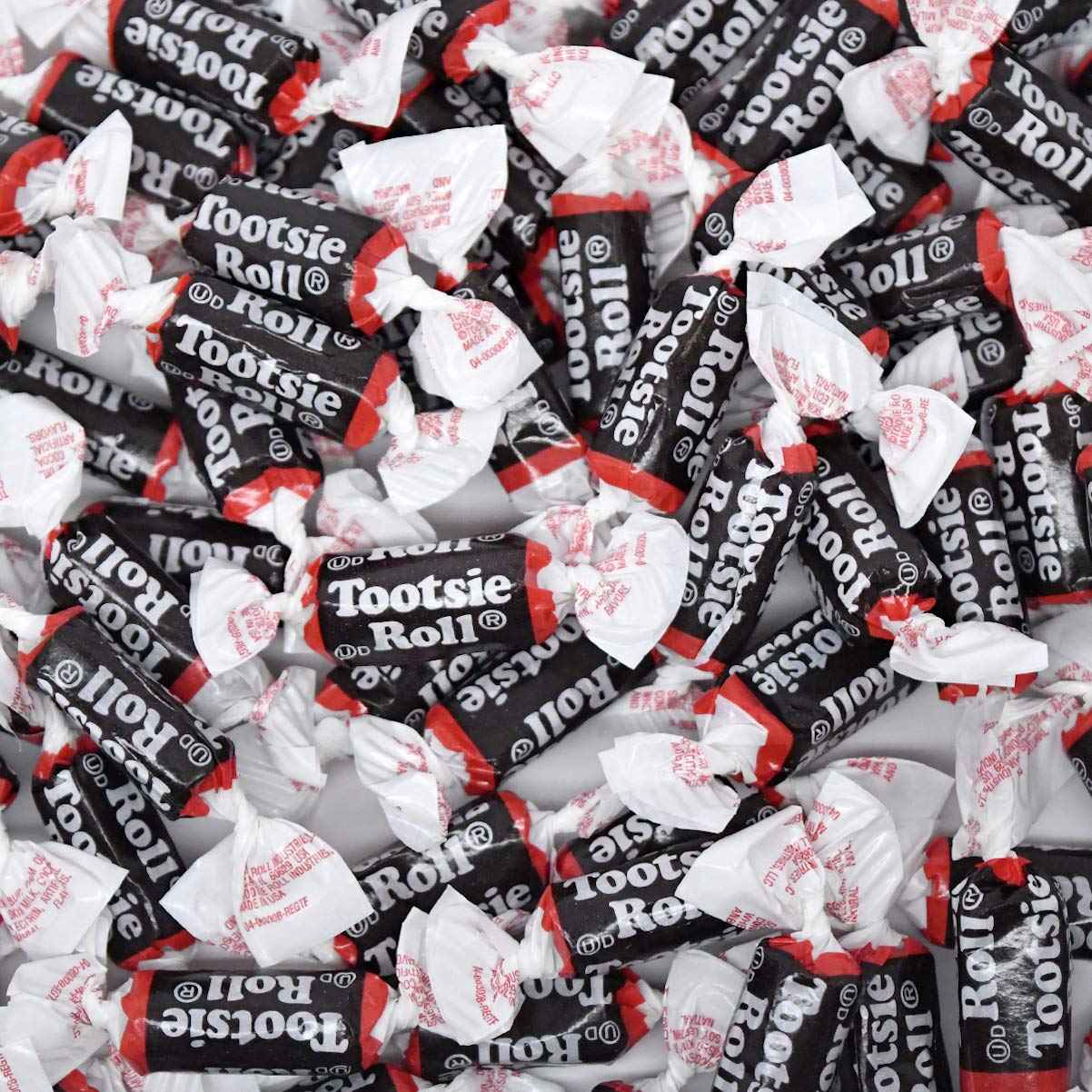 Tootsie Roll Midgees - Chewy Chocolate Gluten-Free Candy Minis - Bulk Bag of 360 Individually Wrapped Candies for Kids, Parties, Classroom & Halloween Treats - Perfect for Birthday Favors, Office Snacks & Holiday Gift Bags