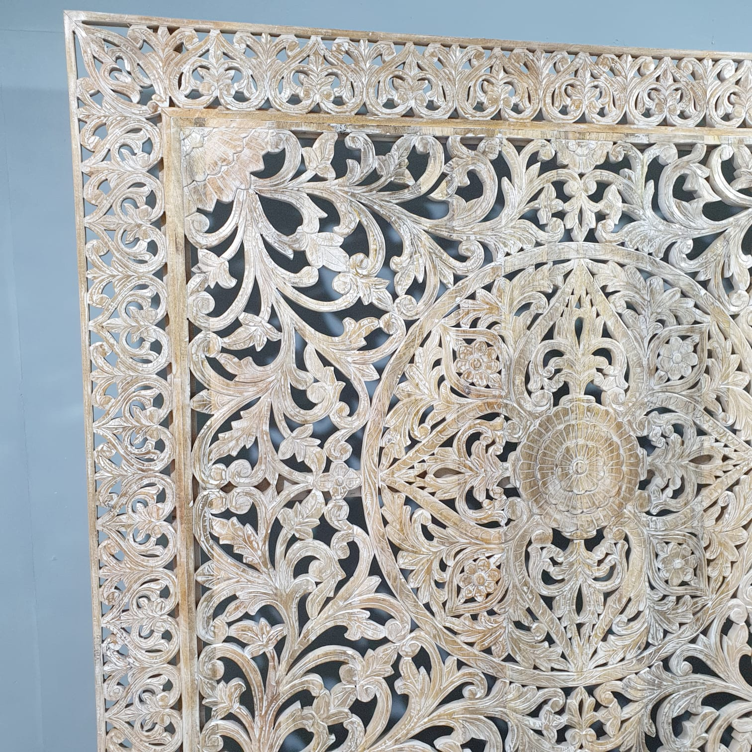 Handmade Carved Indian Wood King Size Bed (183x203cm) - Whitewashed Solid Wood Furniture for Master Bedroom & Guest Room Decor