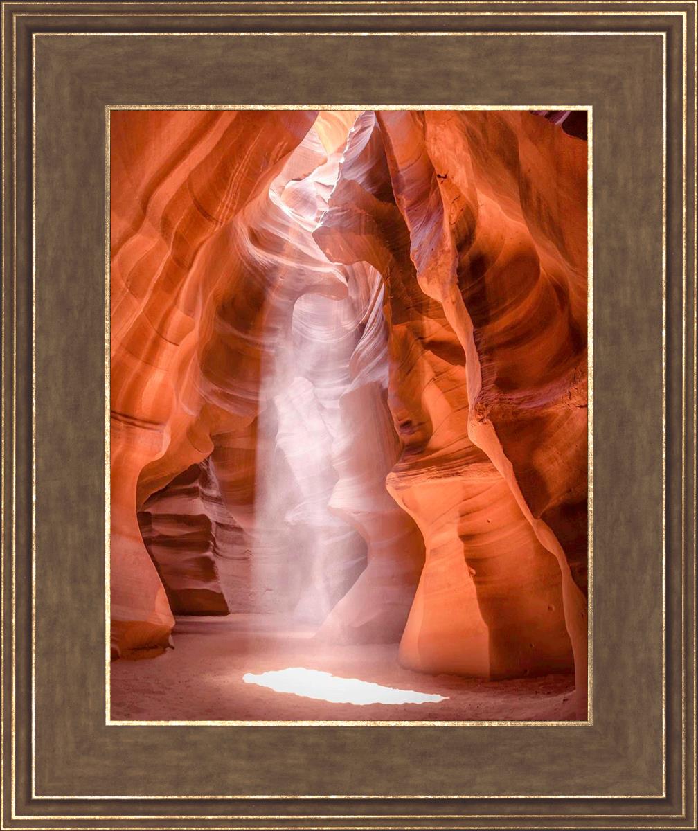 Antelope Canyon Cathedral - Stunning Natural Sandstone Formation in Arizona | Perfect for Photography, Hiking & Nature Exploration