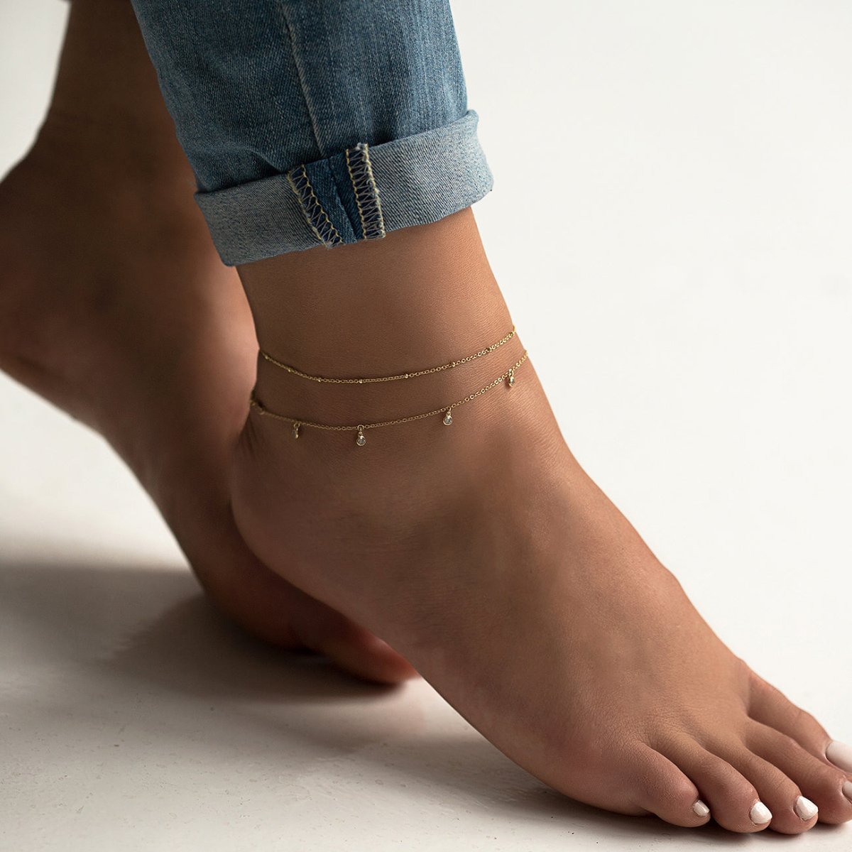 Stylish Beaded Anklet Bracelet for Women - Adjustable Bohemian Beach Jewelry - Perfect for Summer, Vacation & Festival Outfits
