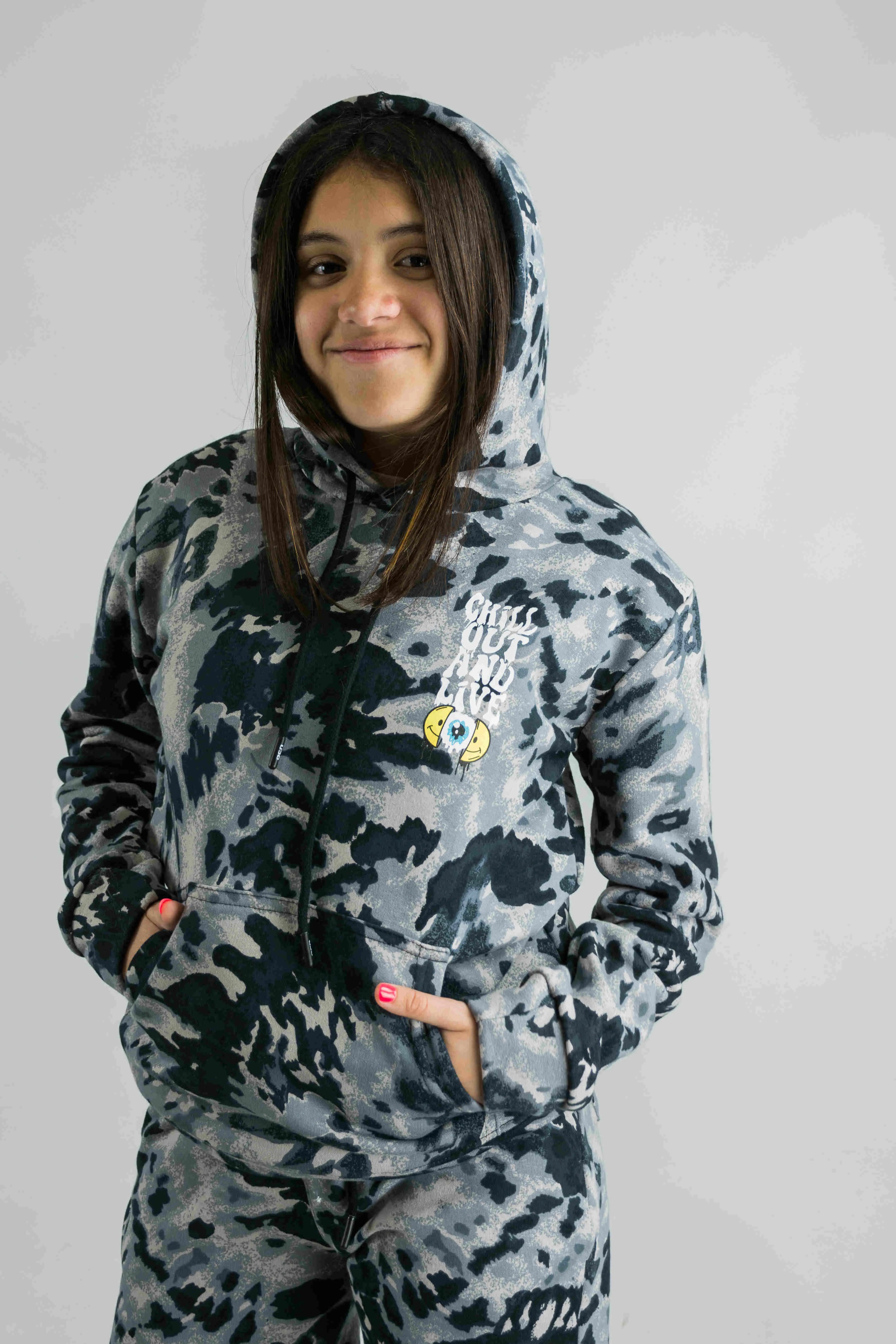 Unisex Melbourne Batik Black Hoodie - Stylish & Comfortable Pullover for Men & Women - Perfect for Casual Wear, Street Fashion & Outdoor Activities