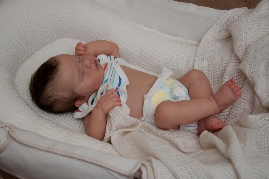 MAIHAO 20 Inch Reborn Baby Girl Doll - Realistic Soft Vinyl Body, Hand Washable, Closed Eyes - Perfect for Nursery Decor, Gift Giving & Collectors
