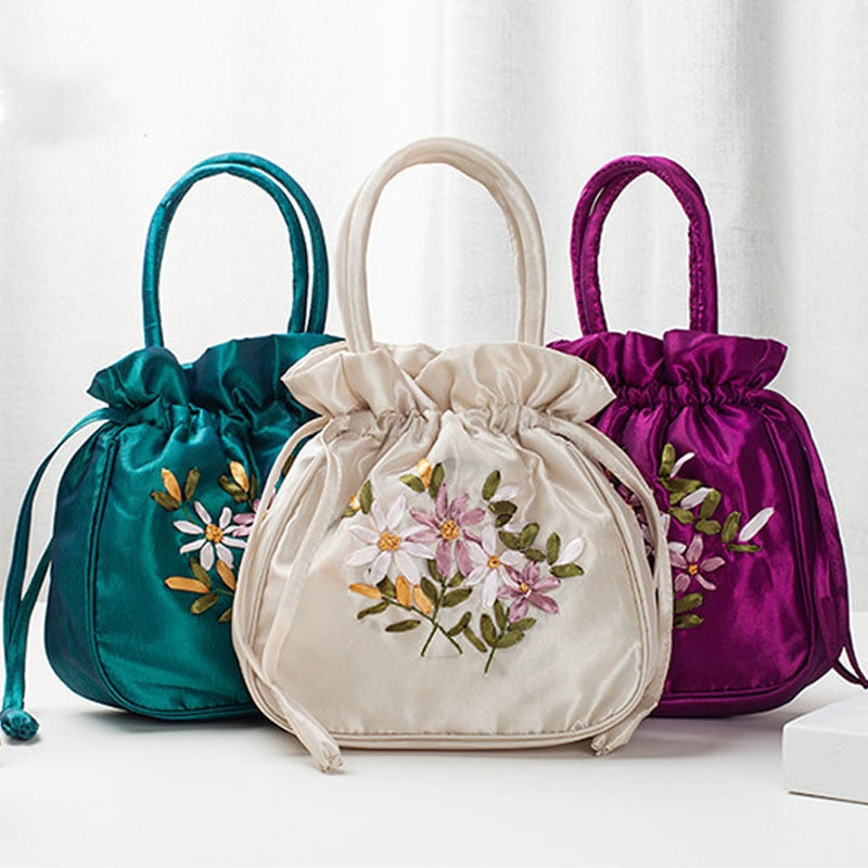 Women's Embroidered Floral Drawstring Bag - Stylish & Versatile Pouch for Travel, Gym, or Daily Essentials