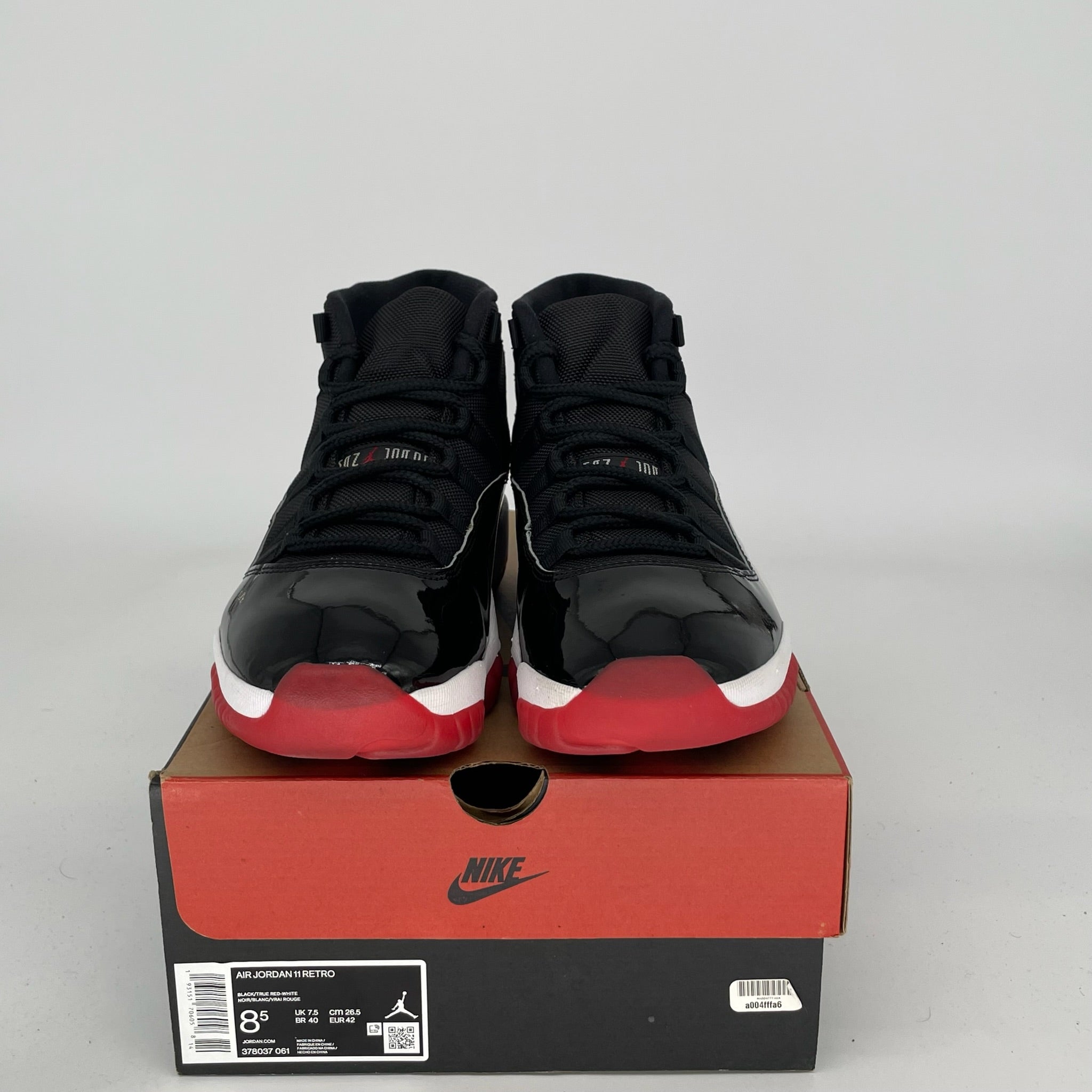 Original Air Jordan 11 Retro 'Bred' Men's Basketball Shoes - Size 8.5 (378037-061) | Limited Edition Sneakers for Collectors & Streetwear Fashion