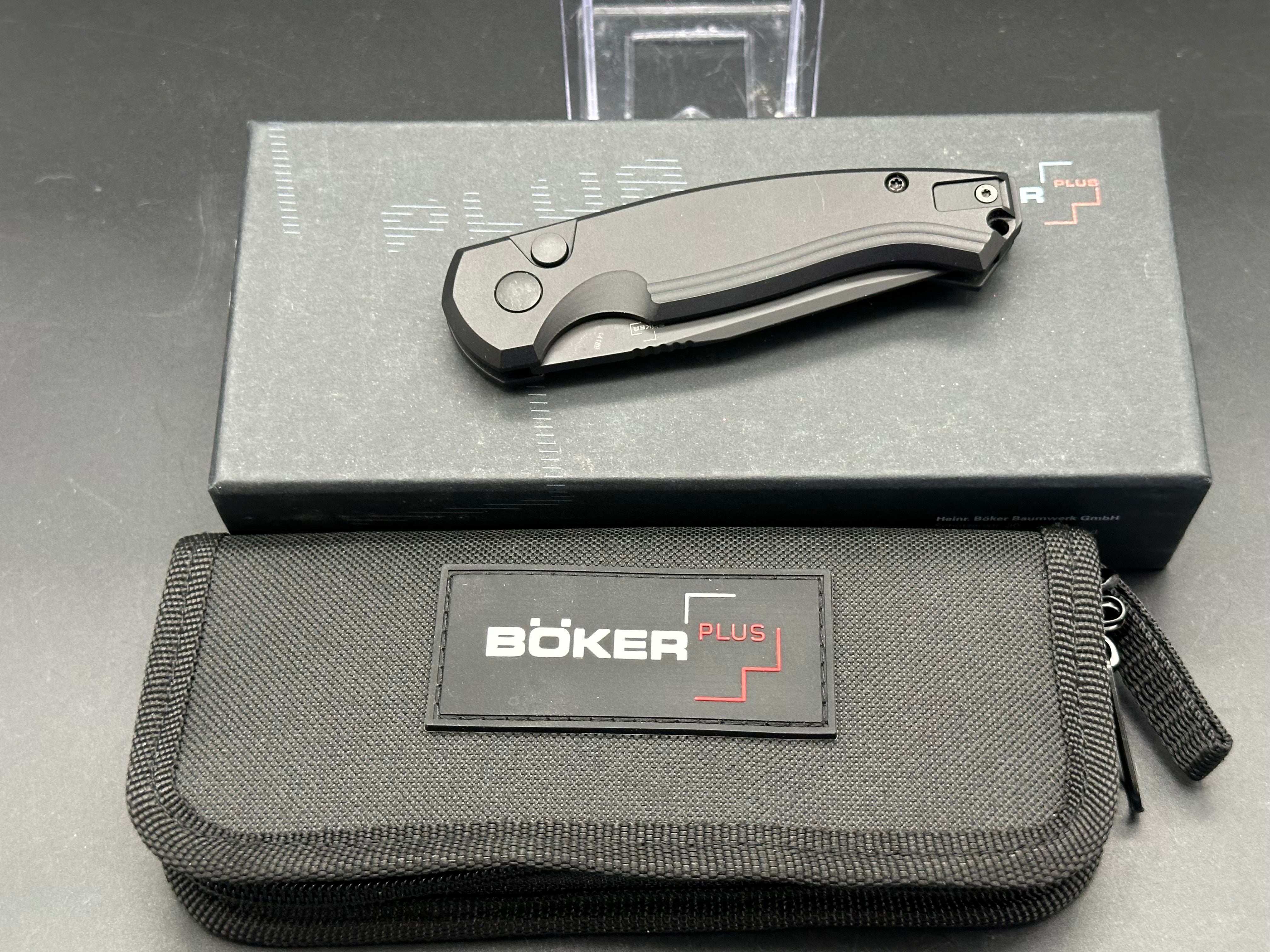 Boker Plus Vox Karakurt Automatic Knife - Black Aluminum Handle, 3