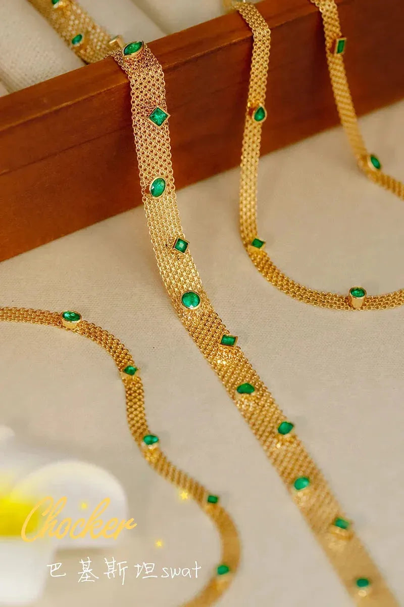 18K Yellow Gold Emerald Choker Necklace for Women - 1.56 Carat Real Natural Emerald Gemstone Luxury Jewelry - Perfect for Parties, Weddings & Special Occasions