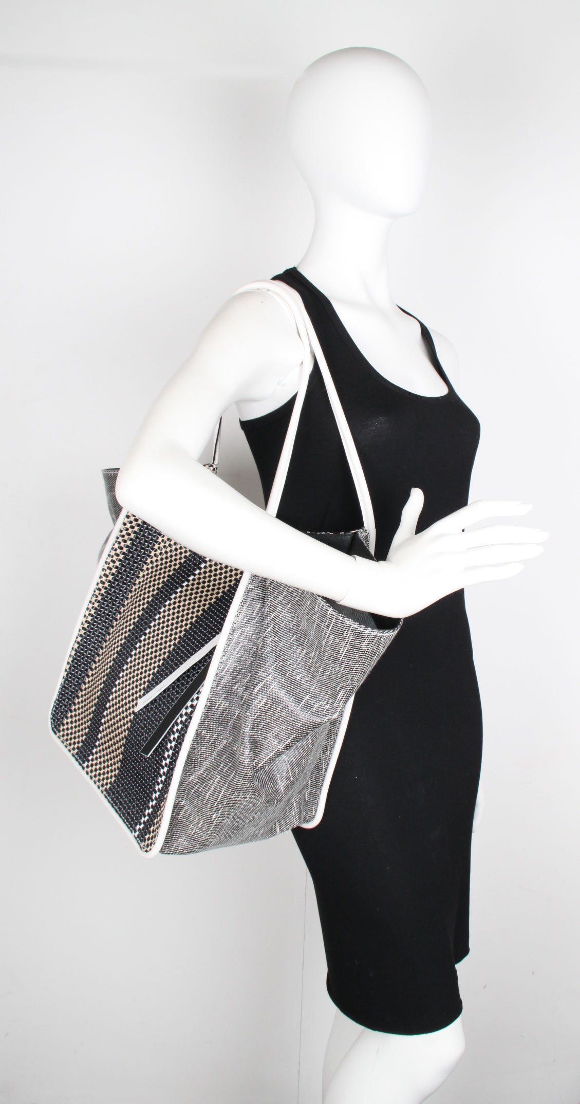 PS Slouch Tote XL Woven Handbag - Black/Ecru Crossbody Bag for Women | Stylish Large Shoulder Purse for Work, Travel & Everyday Use
