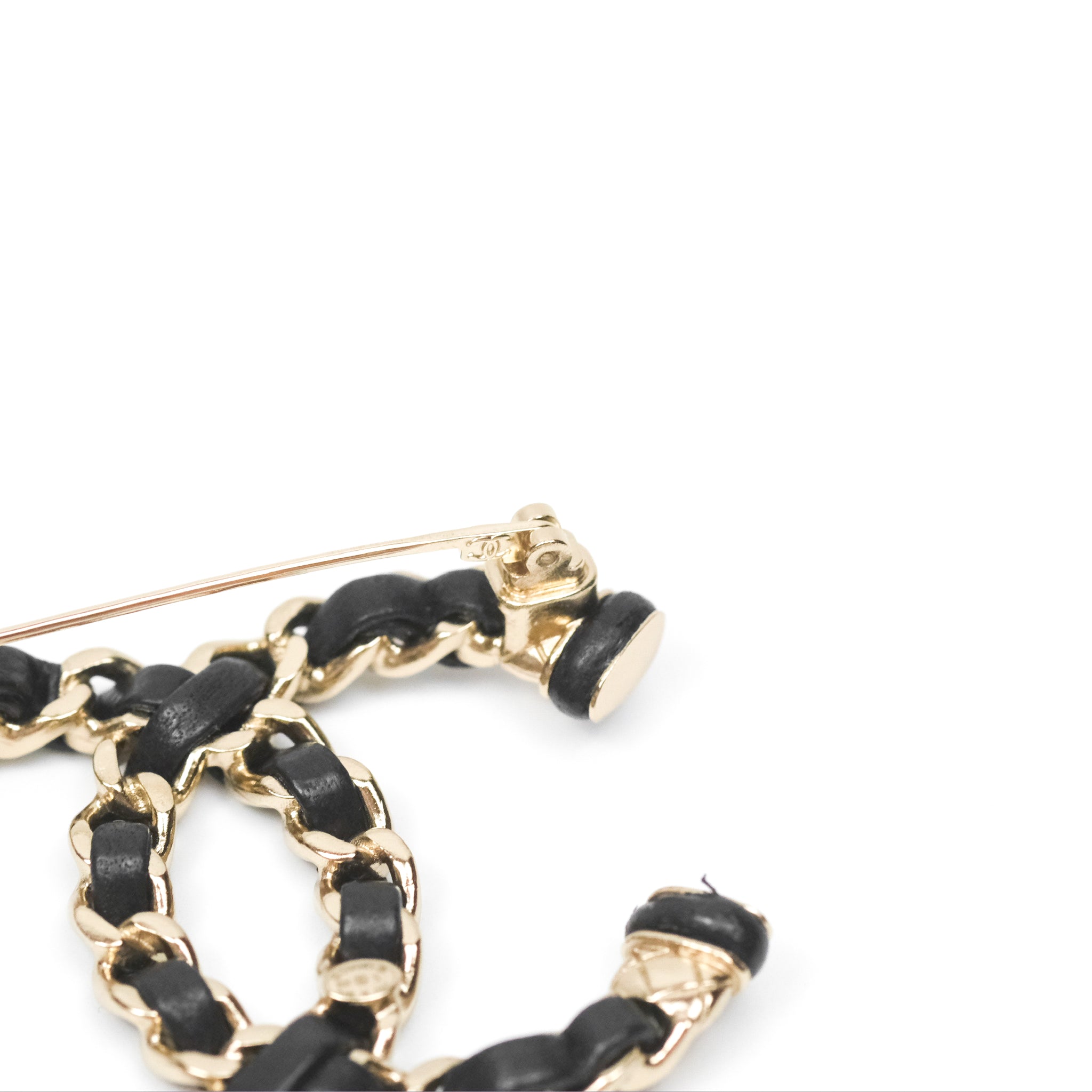 Chanel CC Black Lambskin Brooch in Gold Tone - Elegant Luxury Pin for Women - Perfect for Jackets, Bags, and Special Occasions