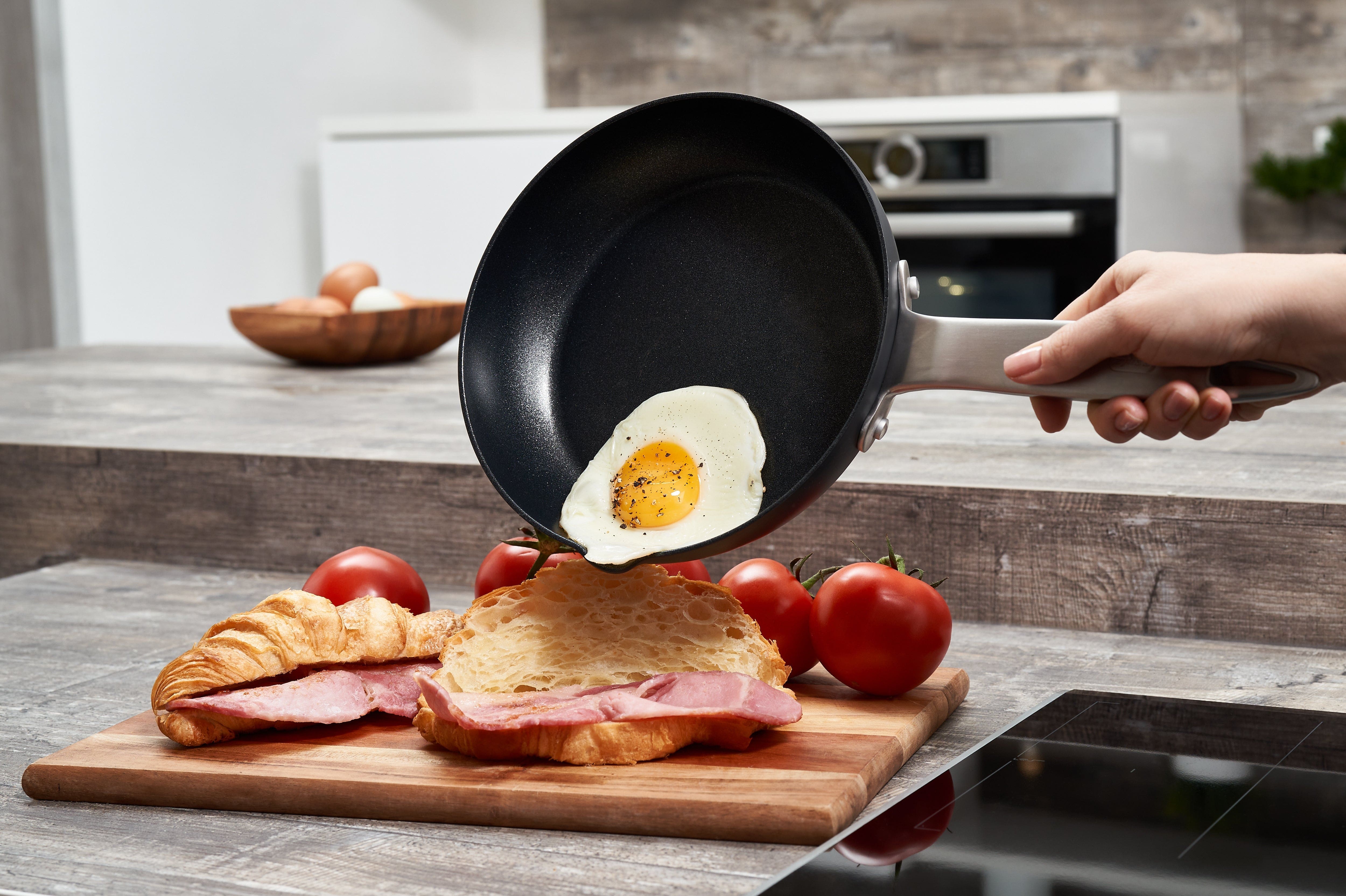 Ultimate Pro Nonstick Frying Pan with Pour Spout - 9.5 Inch Professional Cookware for Healthy Cooking | Perfect for Eggs, Pancakes & Stir Fry | 50% Off Limited Time Offer