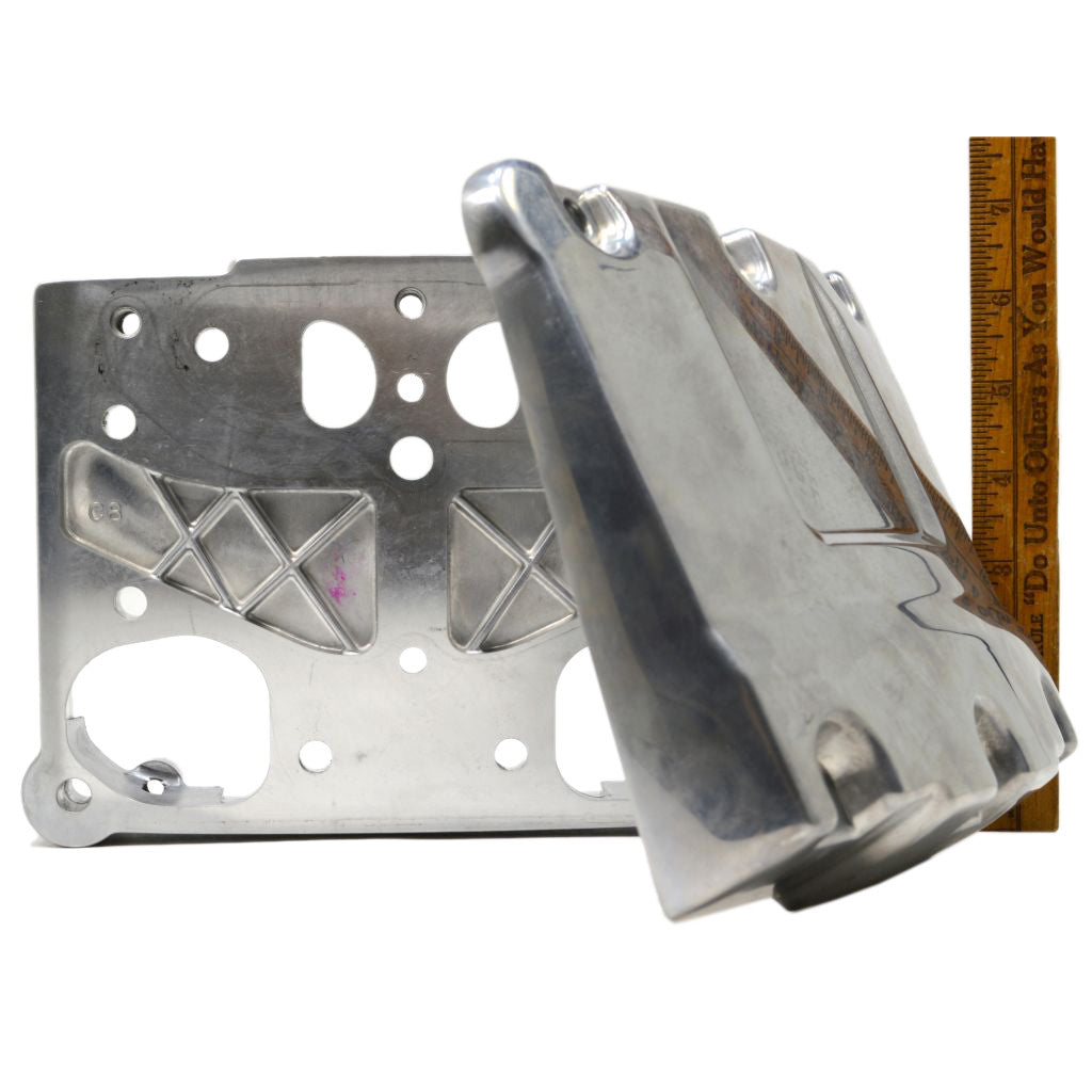 Harley Davidson Twin Cam Rocker Box Covers #17543-99 & #17571-99 - Motorcycle Engine Parts for Custom Bike Upgrades & Performance Enhancement