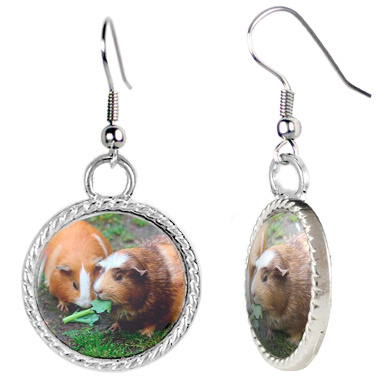 Stylish Guinea Pig Eating Greens Earrings - Cute Animal Jewelry for Women | Perfect Gift for Pet Lovers & Unique Fashion Accessory