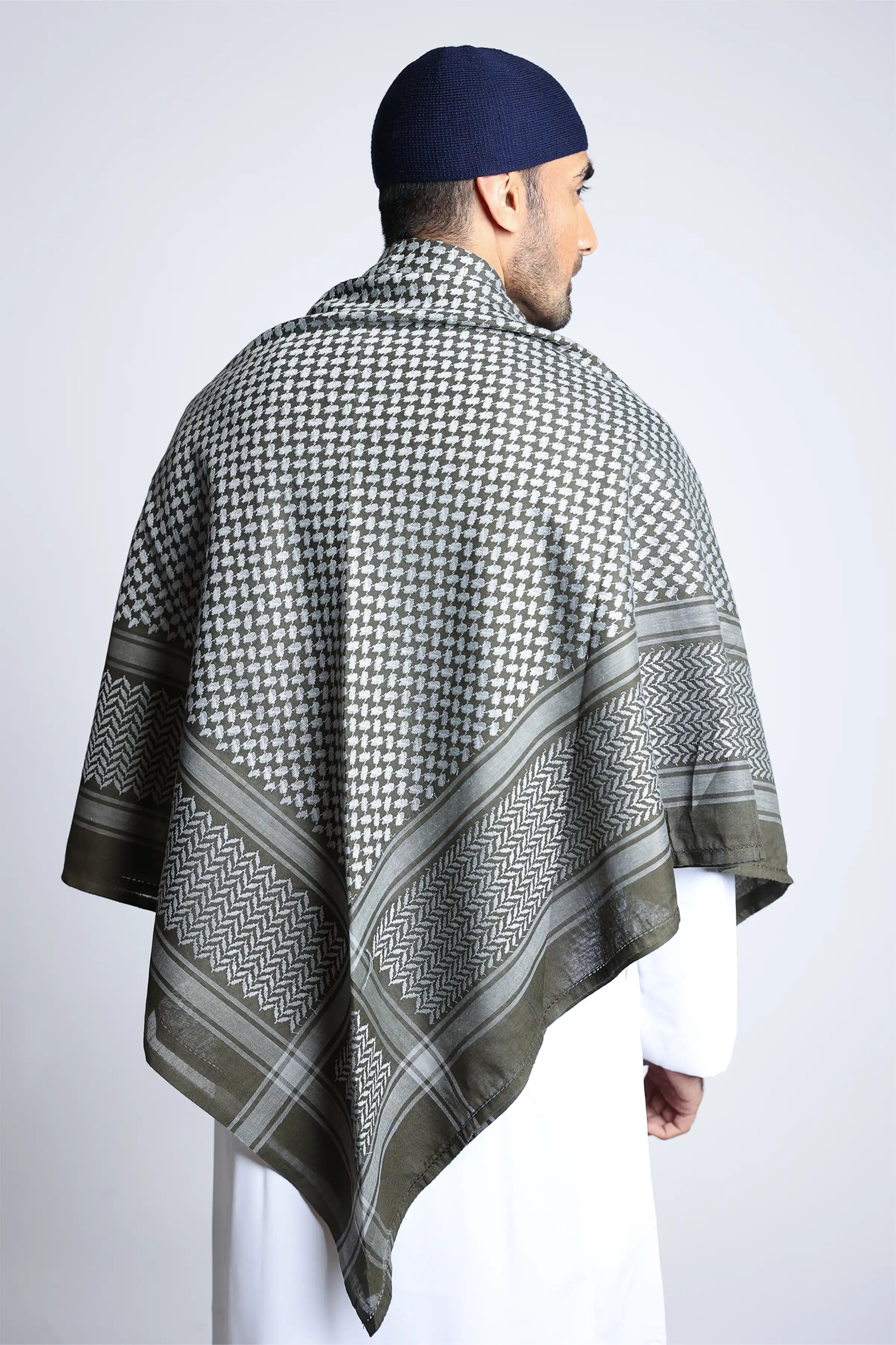 Premium Green Valley with Grey Shemagh Scarf - Authentic Middle Eastern Keffiyeh for Men & Women - Perfect for Outdoor Adventures, Travel, and Fashion Accessories
