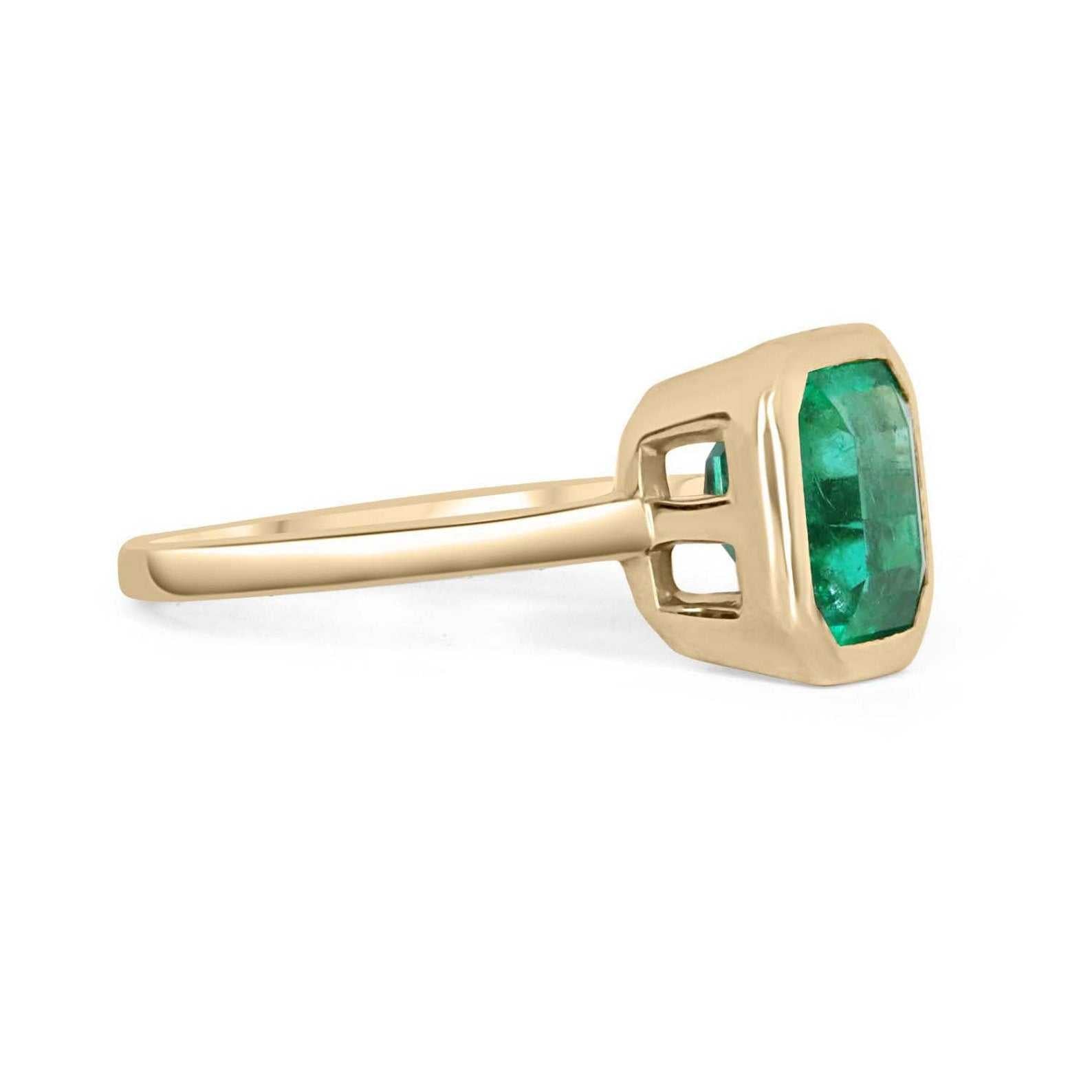 2.65 Carat 18K Gold Bezel Set Colombian Emerald Cut Solitaire Ring – Elegant Engagement & Wedding Jewelry for Women