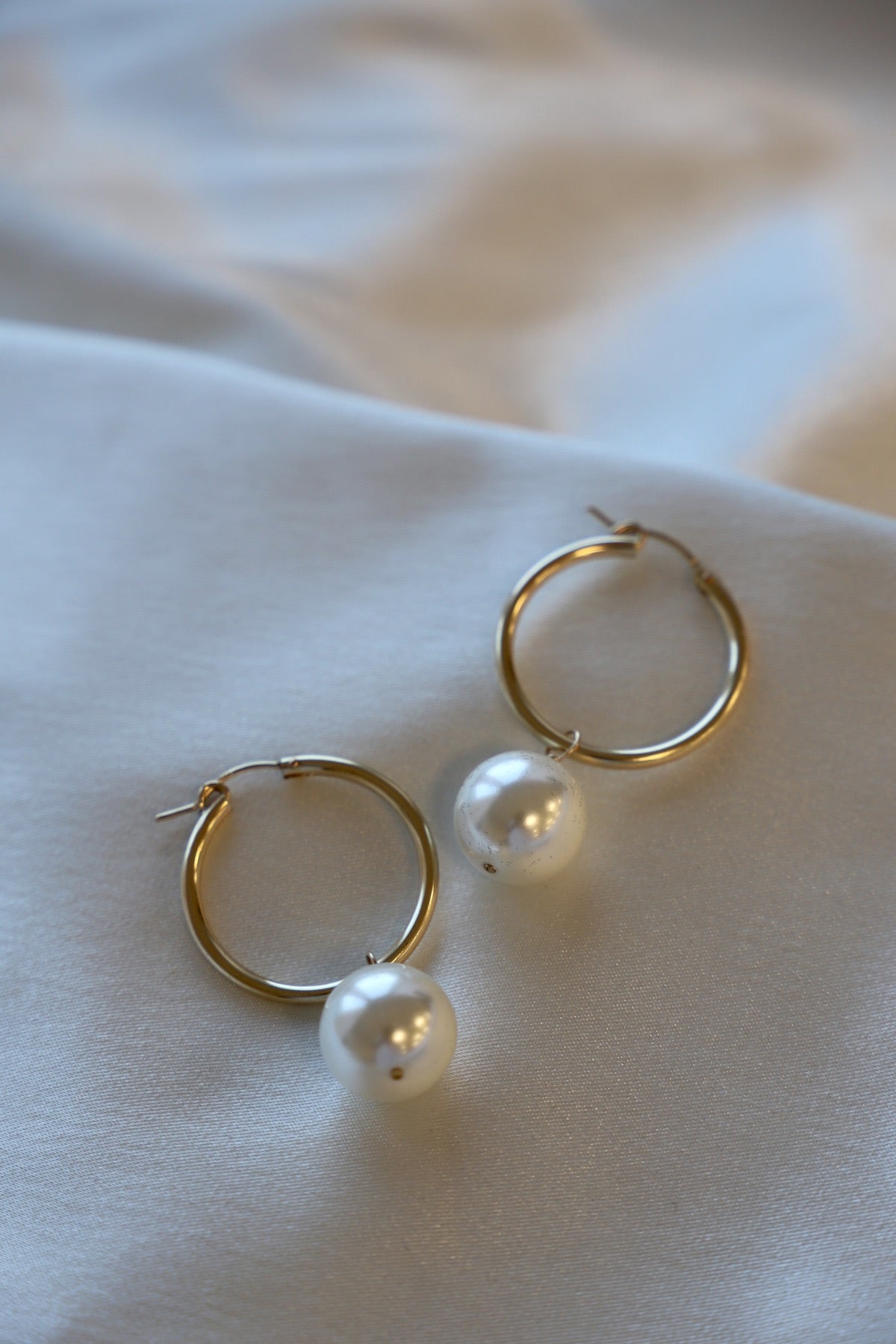Oversized Audrey Pearl Hoop Earrings - Elegant & Trendy Statement Jewelry for Women | Perfect for Parties, Weddings & Everyday Wear
