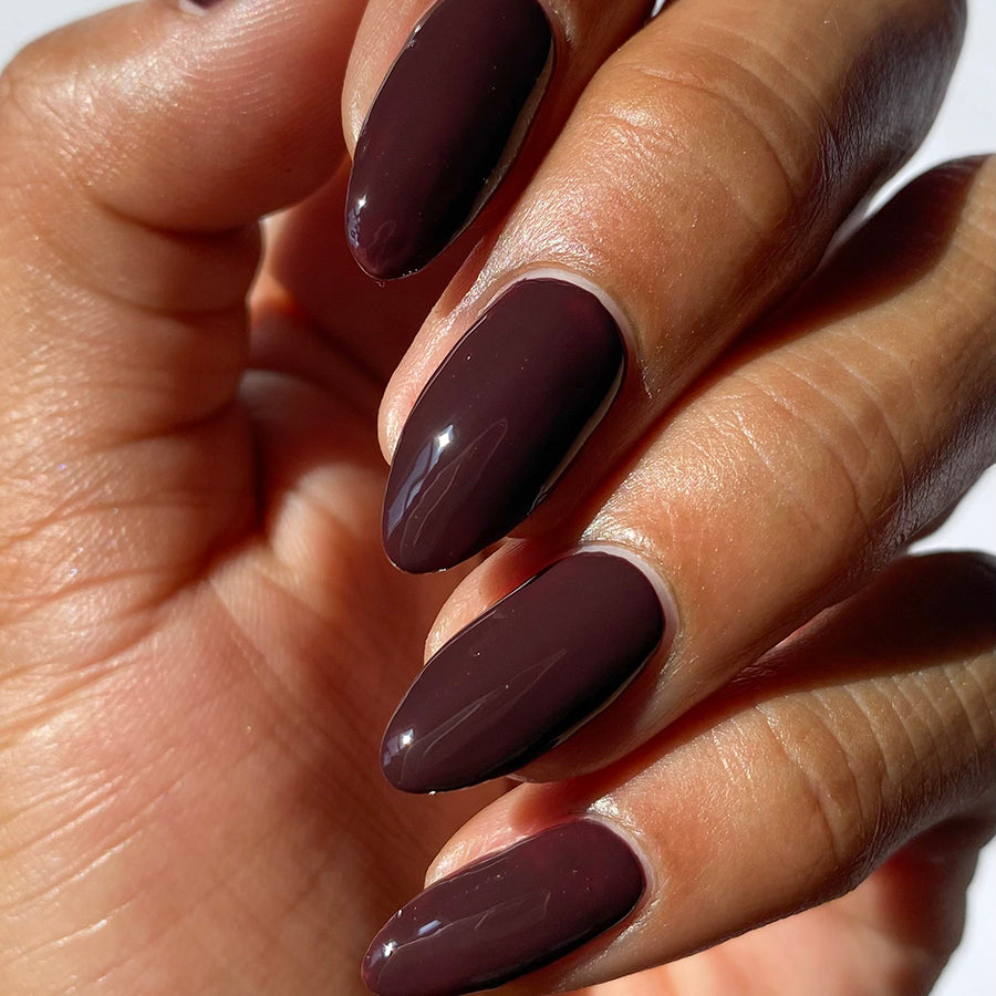 Premium Macbeth Nail Lacquer - Long Lasting Nail Polish Set with Vibrant Colors - Perfect for Salon, Home Manicures & Special Occasions
