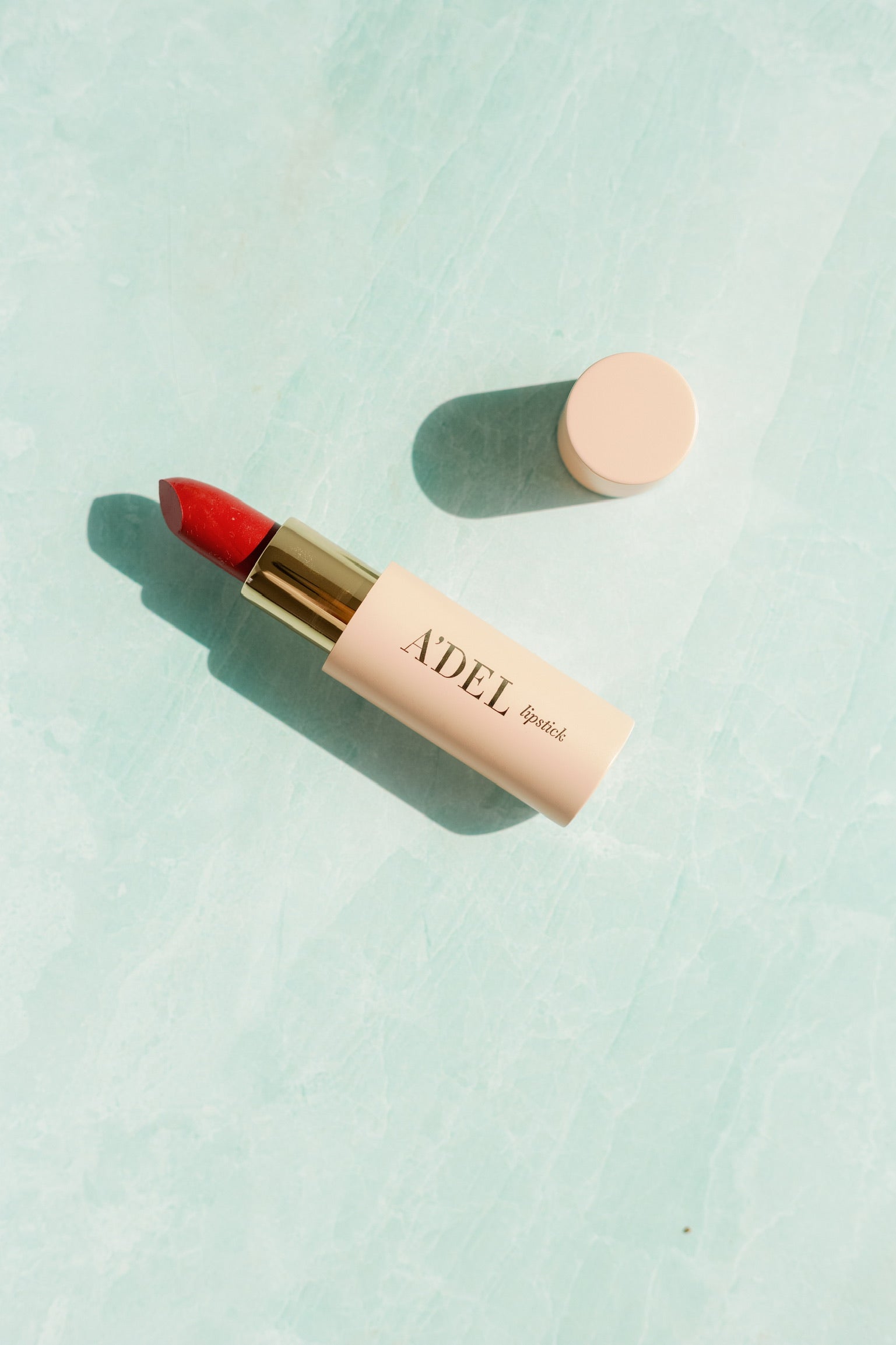 Long-Lasting Matte Lipstick - Waterproof & Smudge-Proof - 12 Vibrant Shades for All-Day Wear - Perfect for Parties, Dates & Everyday Glamour